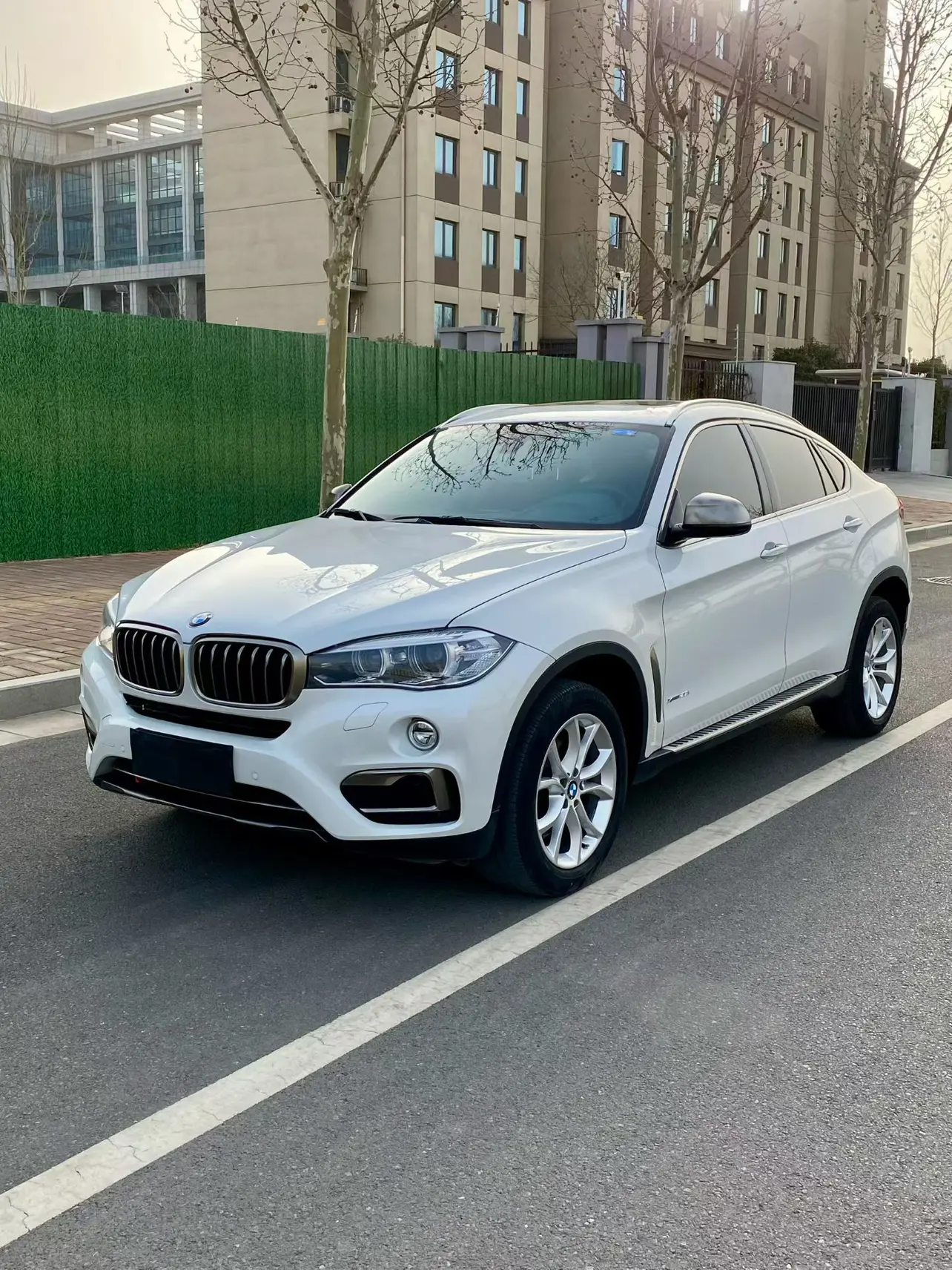 BMW X6  из Китая