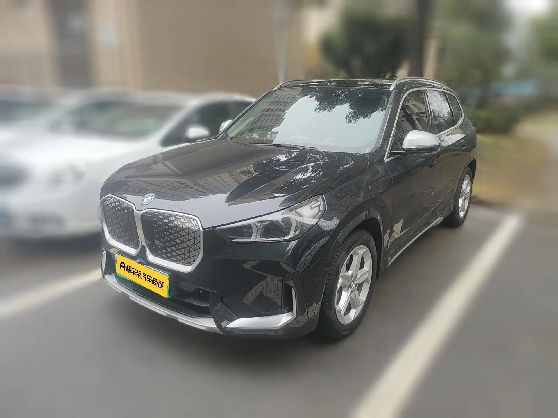BMW iX1  из Китая