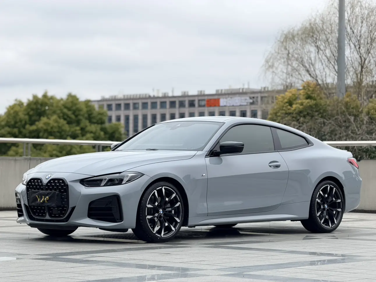 BMW 4 Series  из Китая