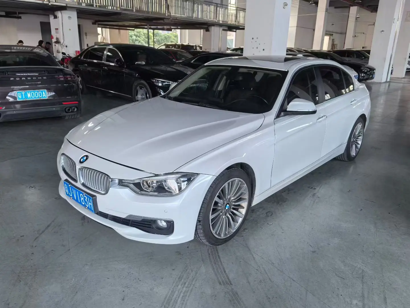 BMW 3 Series  из Китая