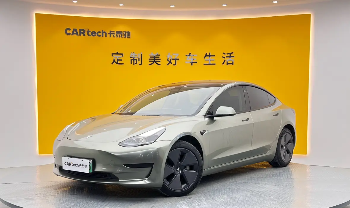 Tesla Model 3  из Китая