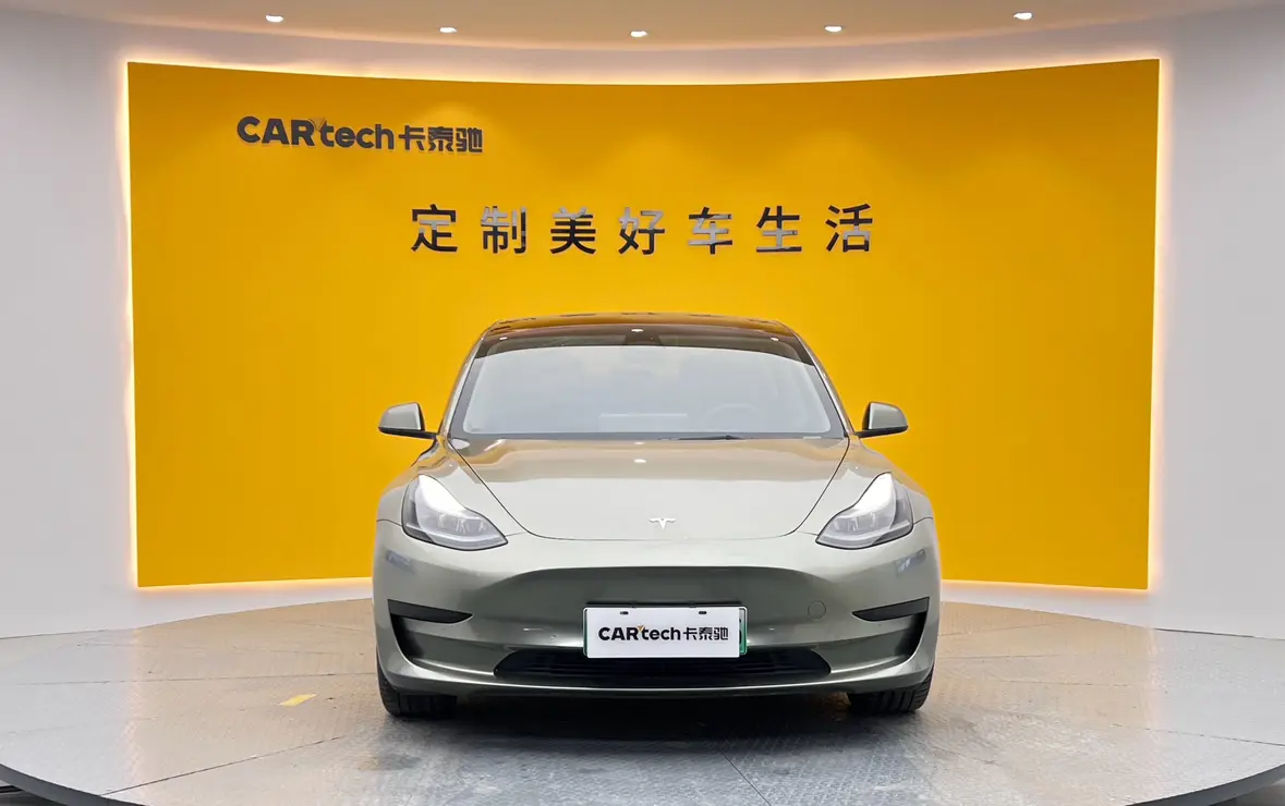 Tesla Model 3  из Китая