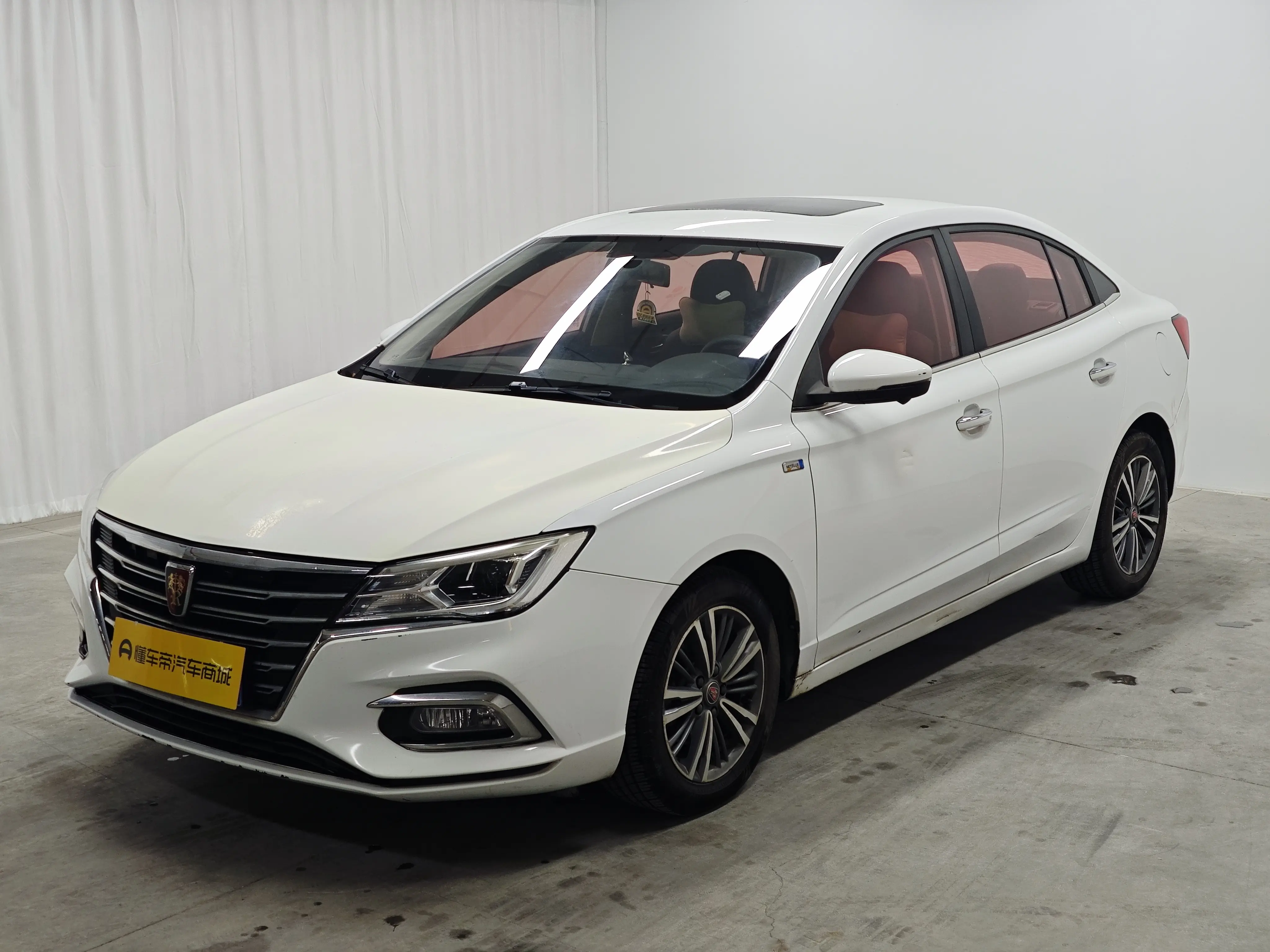 Roewe i5  из Китая