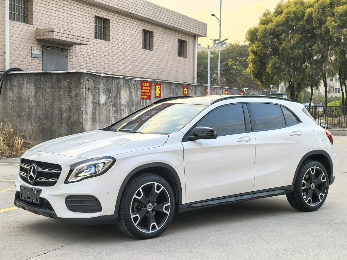 Mercedes-Benz GLA  из Китая