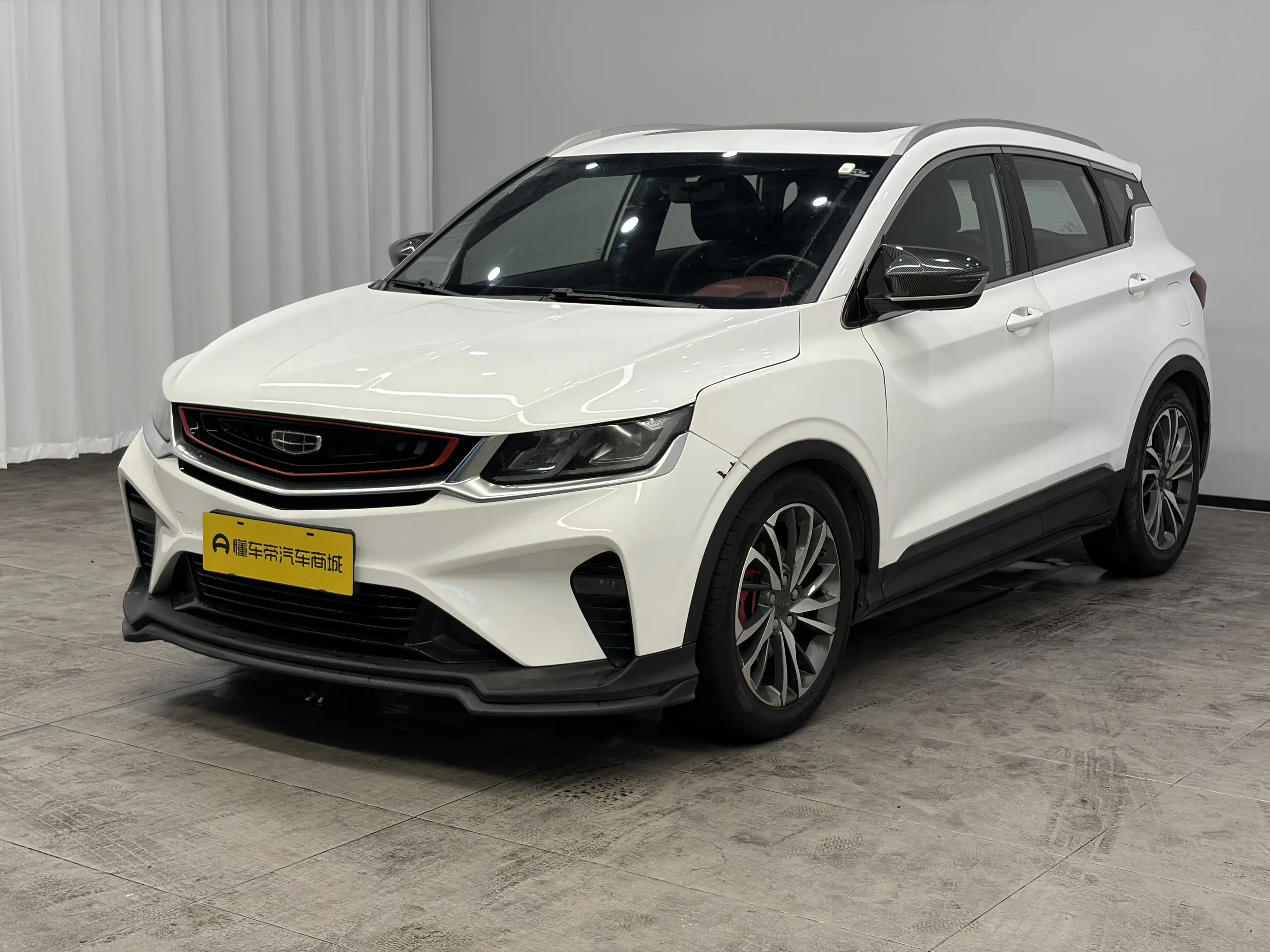 Geely Coolray SX11 (Binyue)  из Китая