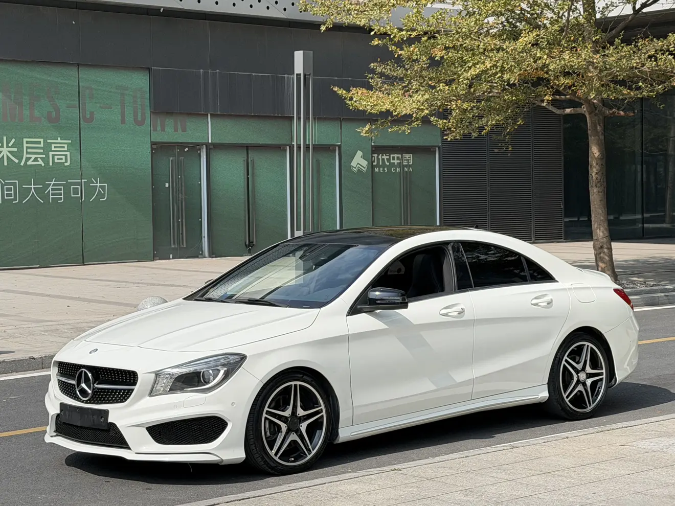 Mercedes-Benz CLA (Imported)  из Китая