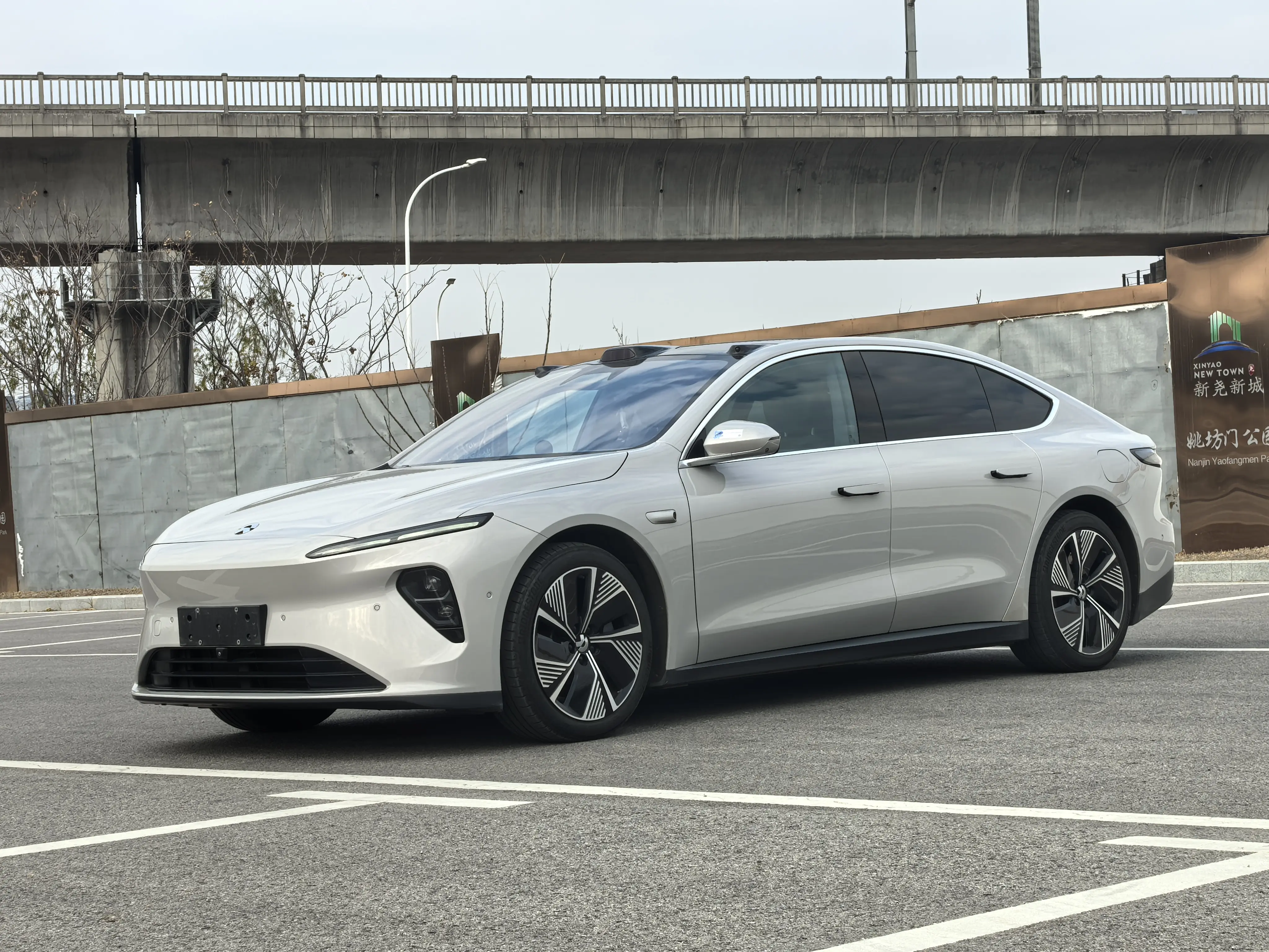 NIO ET7  из Китая