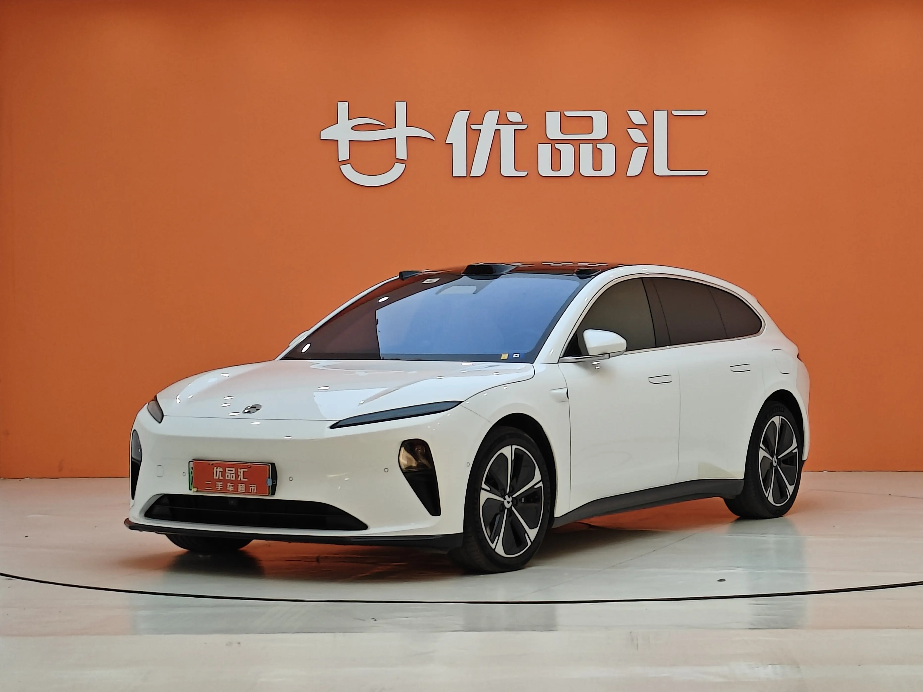 NIO ET5T  из Китая