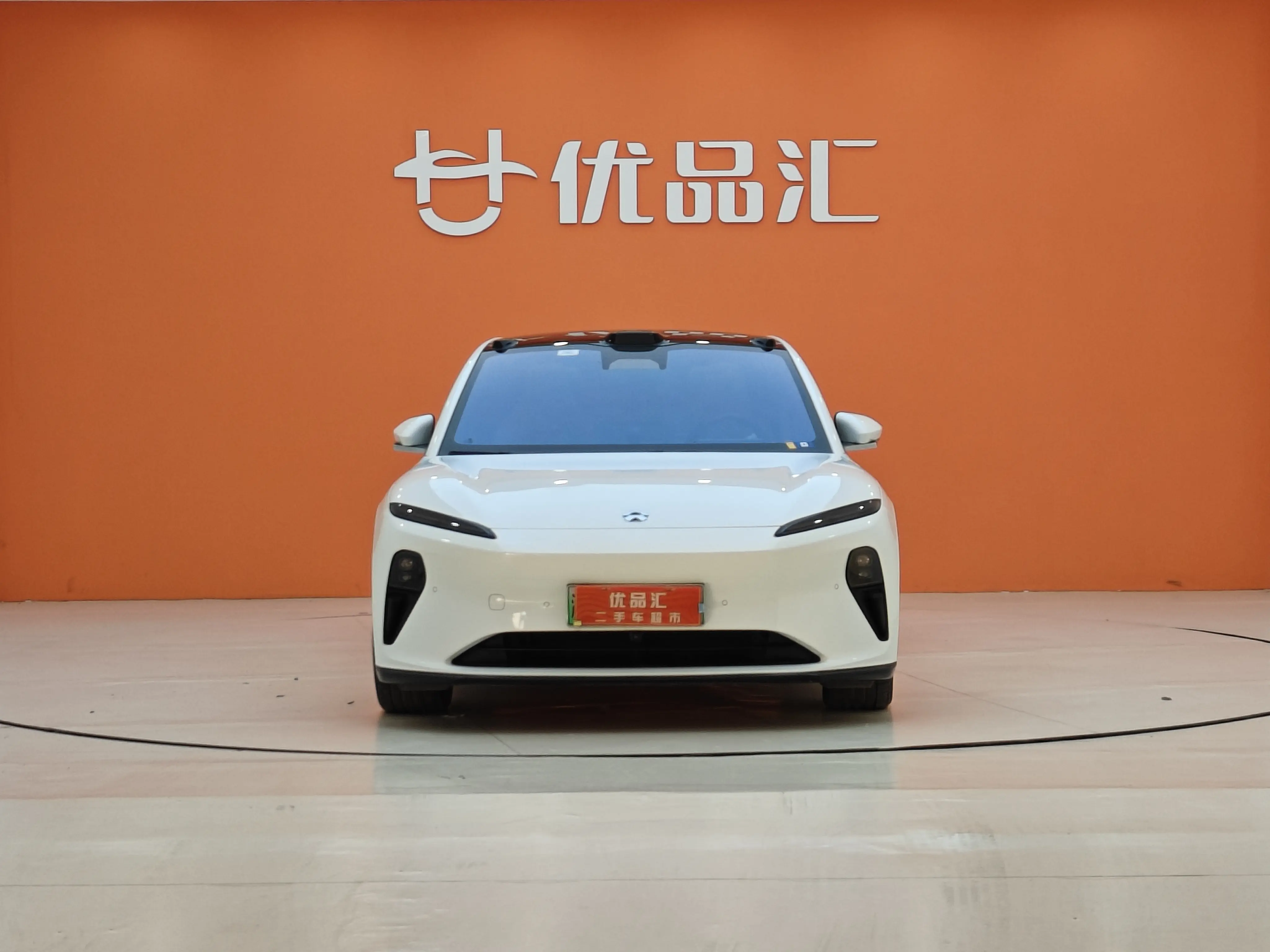 NIO ET5T  из Китая