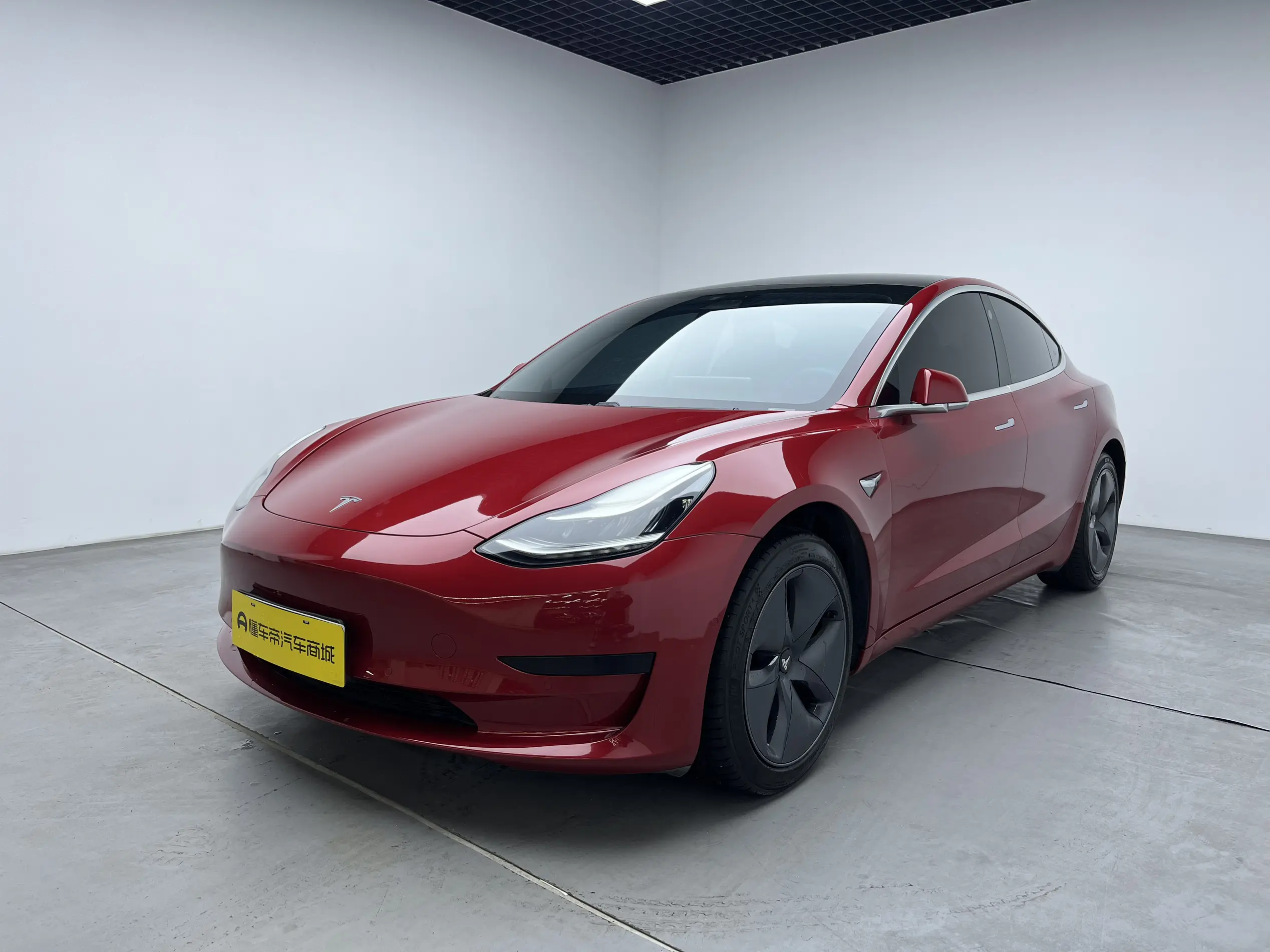 Tesla Model 3  из Китая
