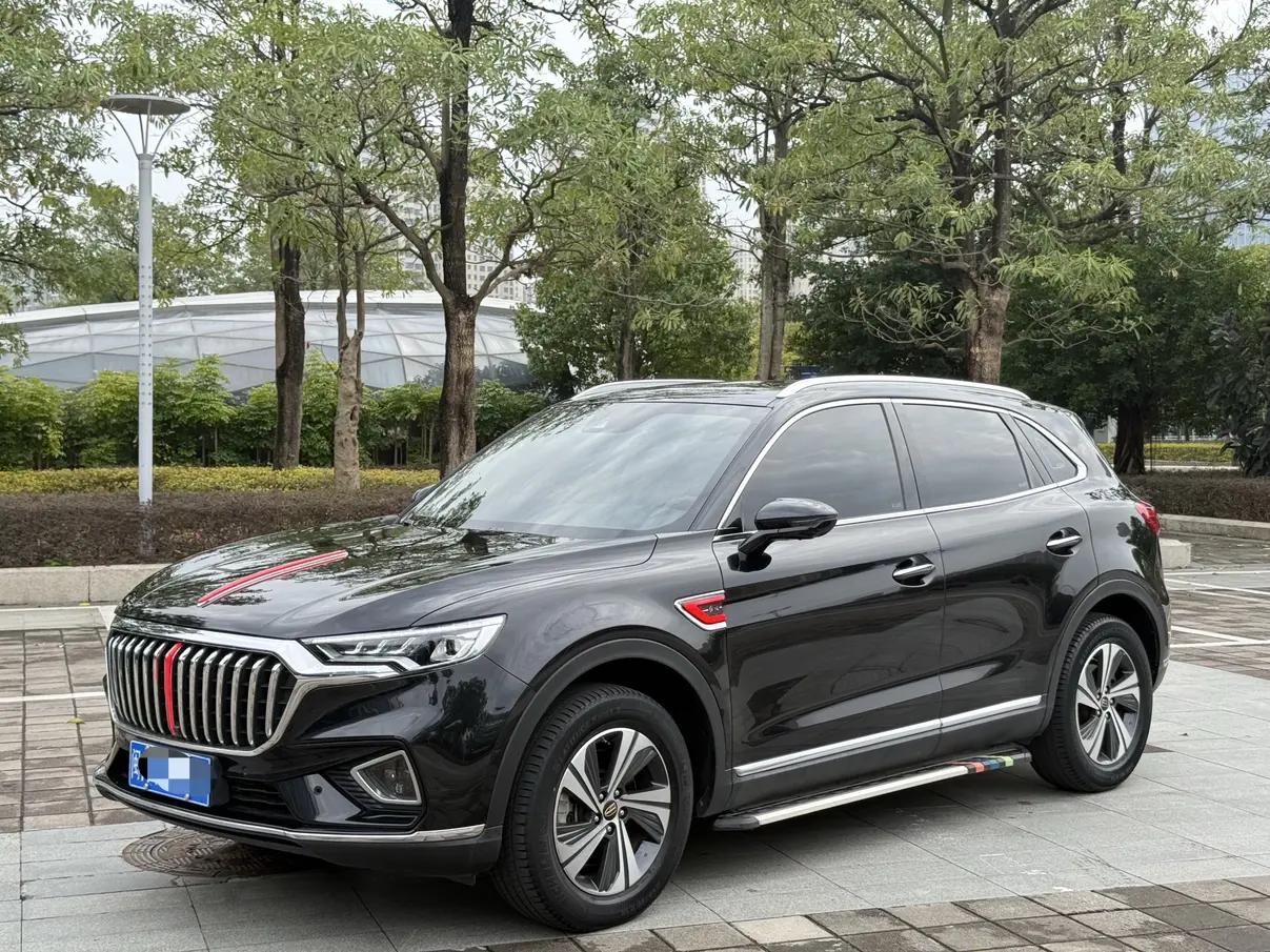 Hongqi HS5  из Китая