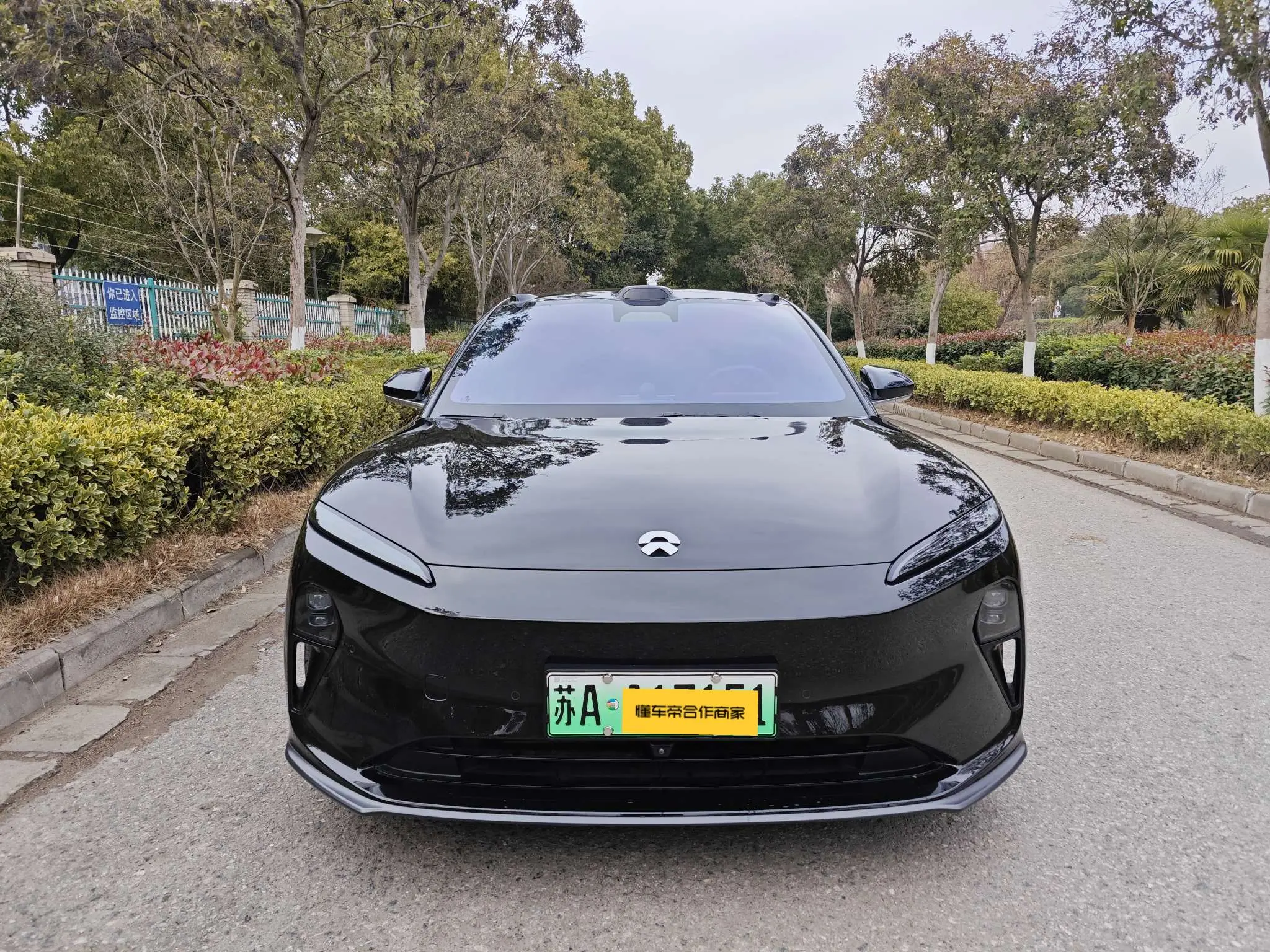 NIO ET5  из Китая