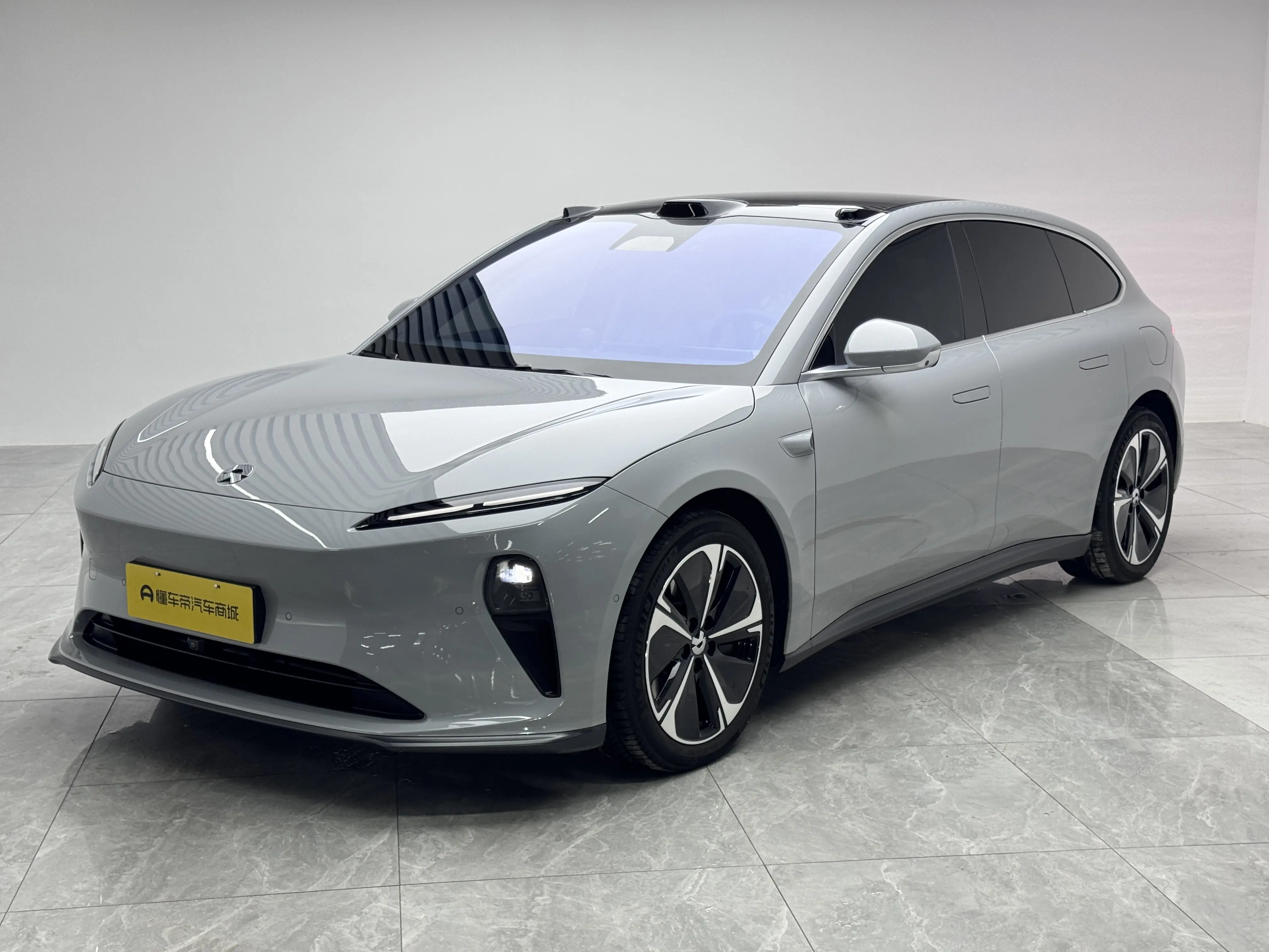 NIO ET5T  из Китая