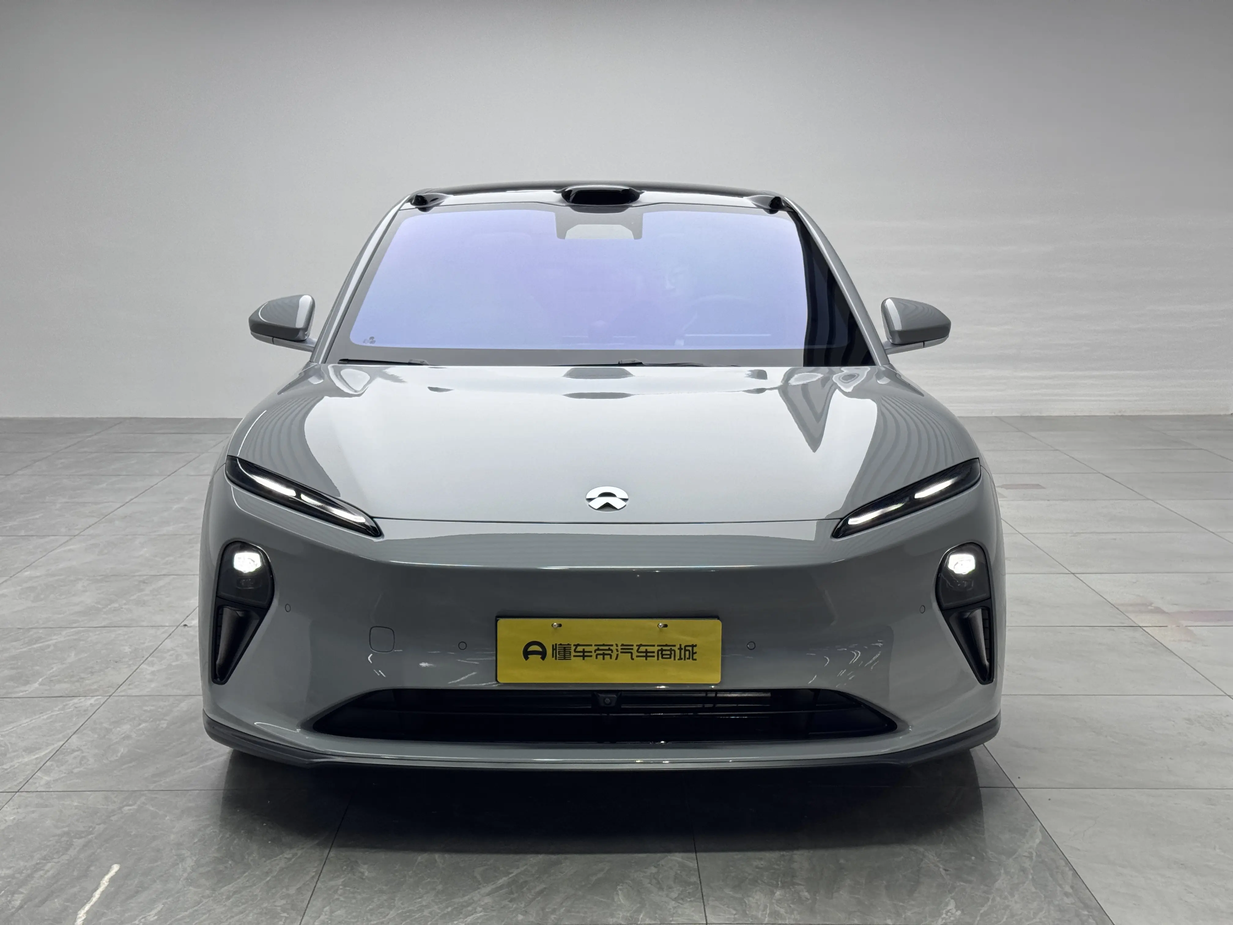 NIO ET5T  из Китая