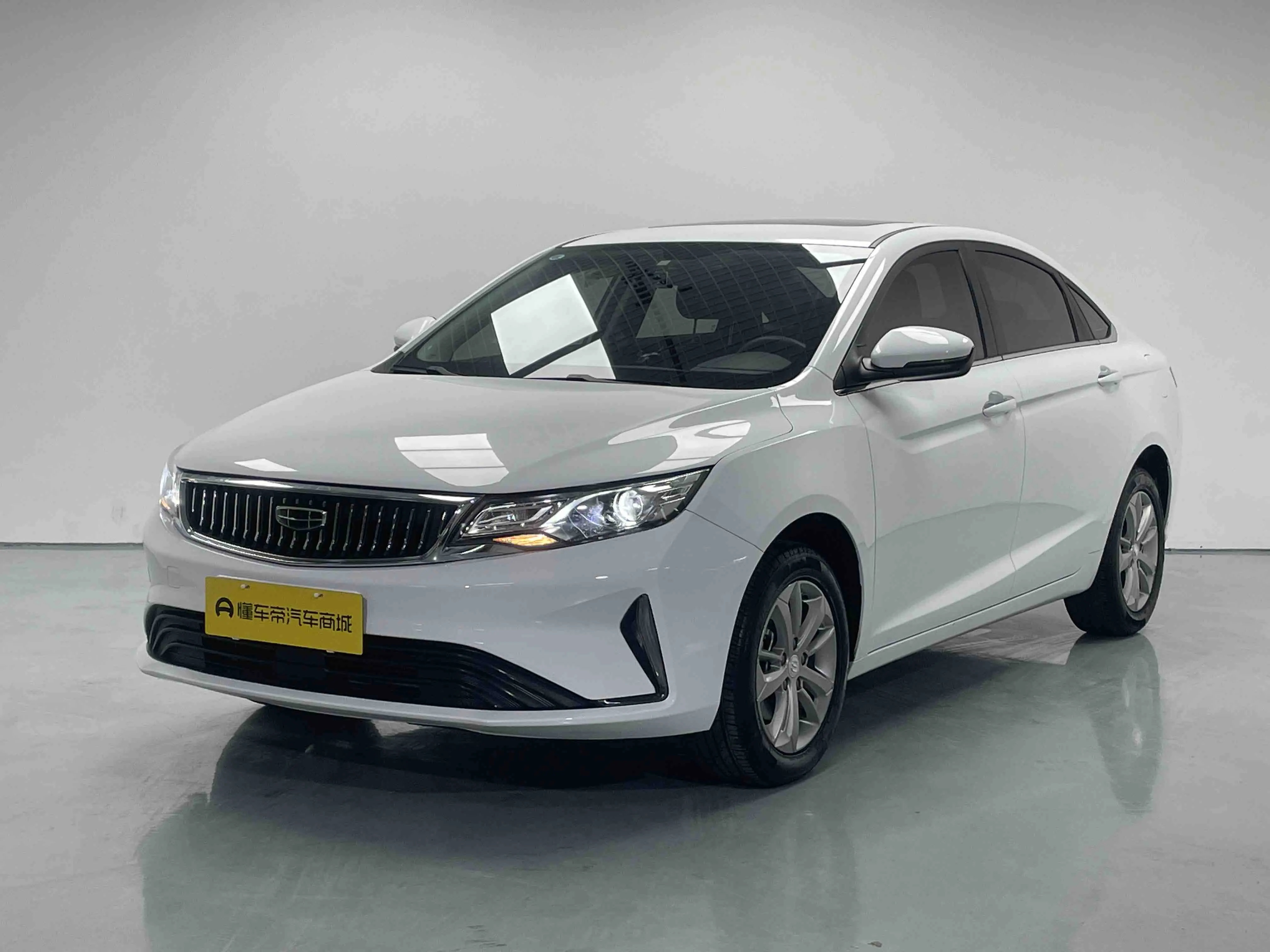 Geely Emgrand GL  из Китая