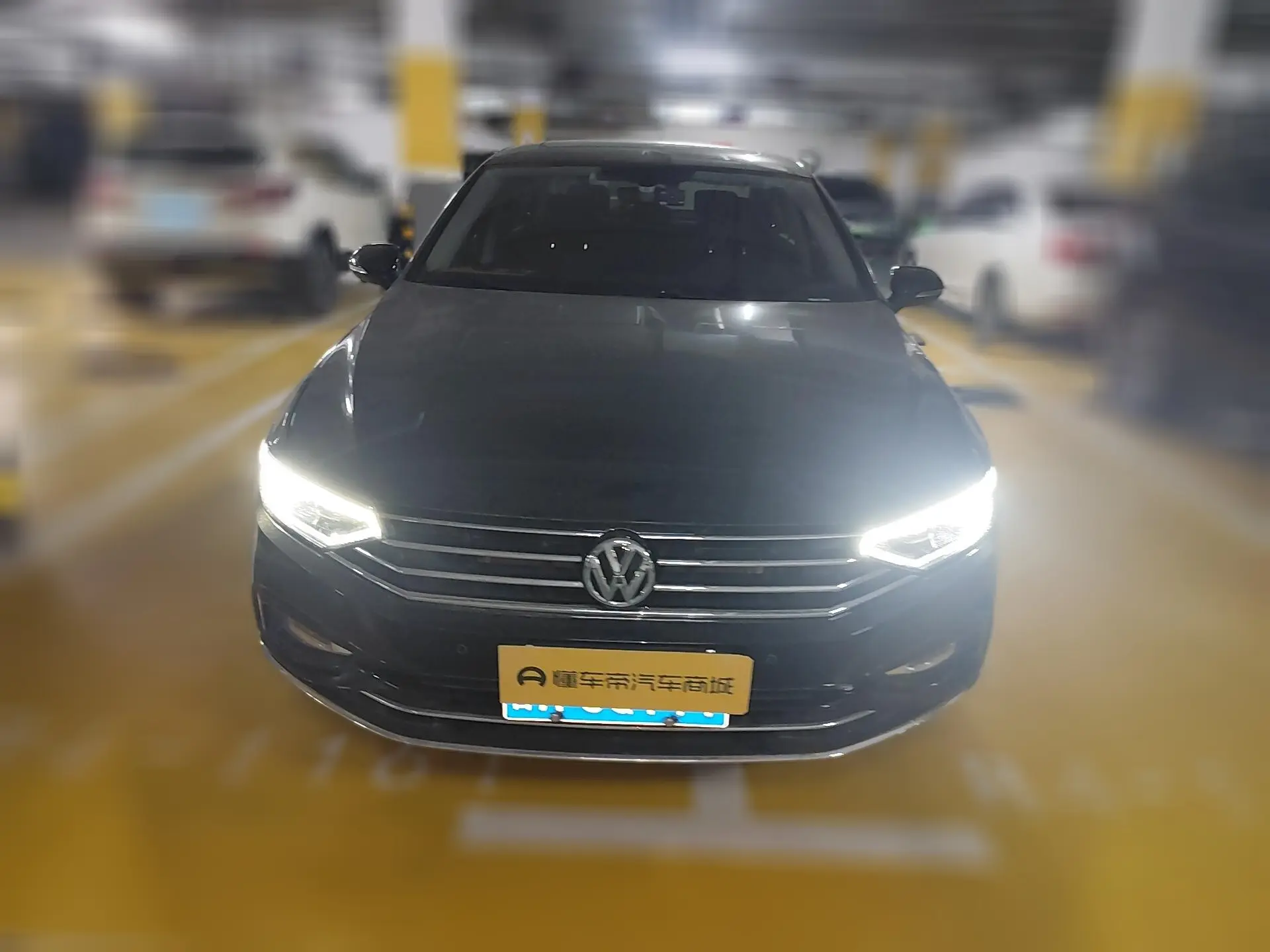 Volkswagen Magotan  из Китая