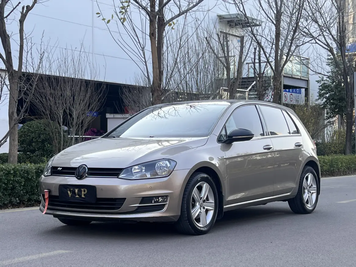 Volkswagen Golf  из Китая