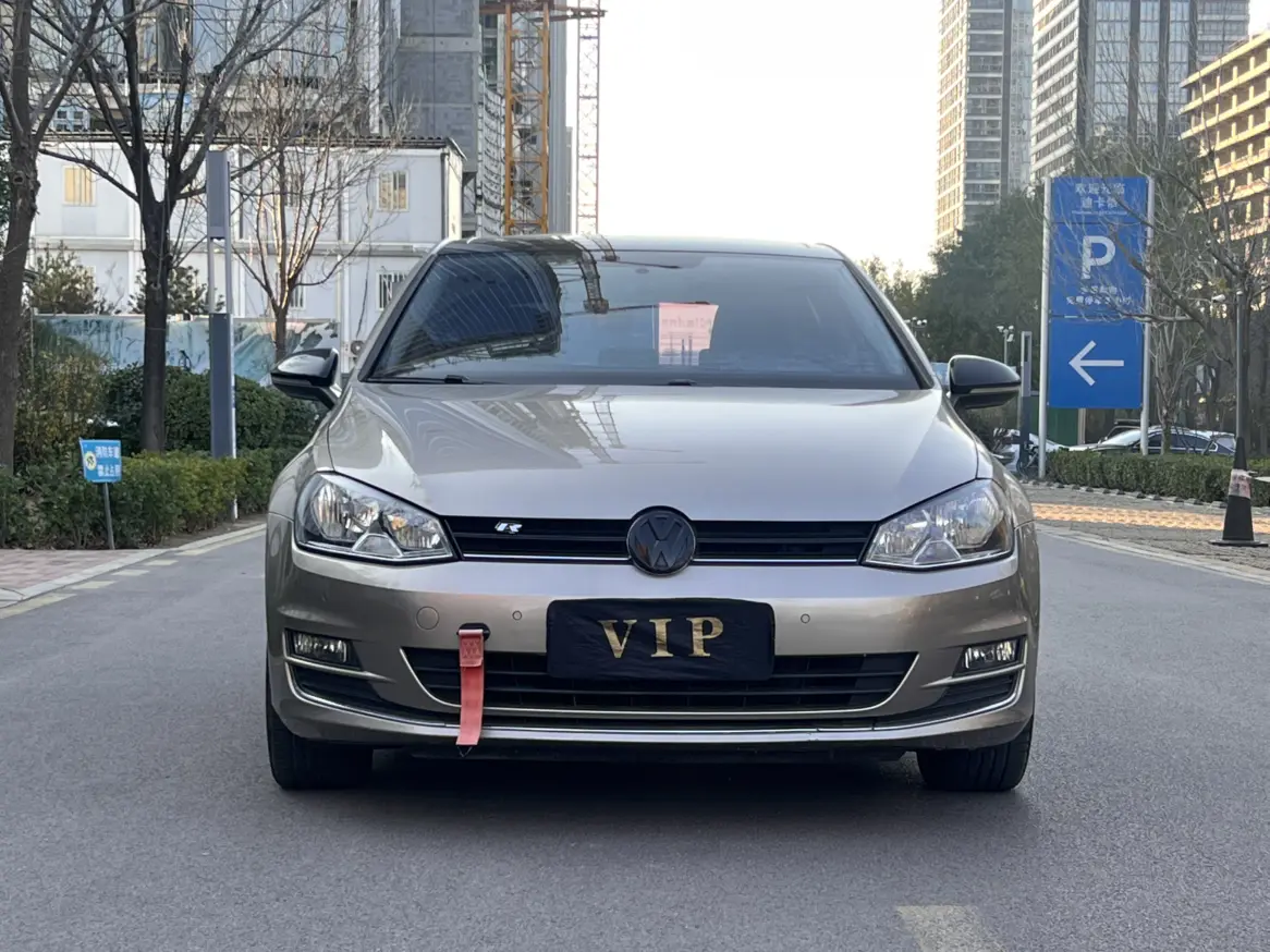 Volkswagen Golf  из Китая