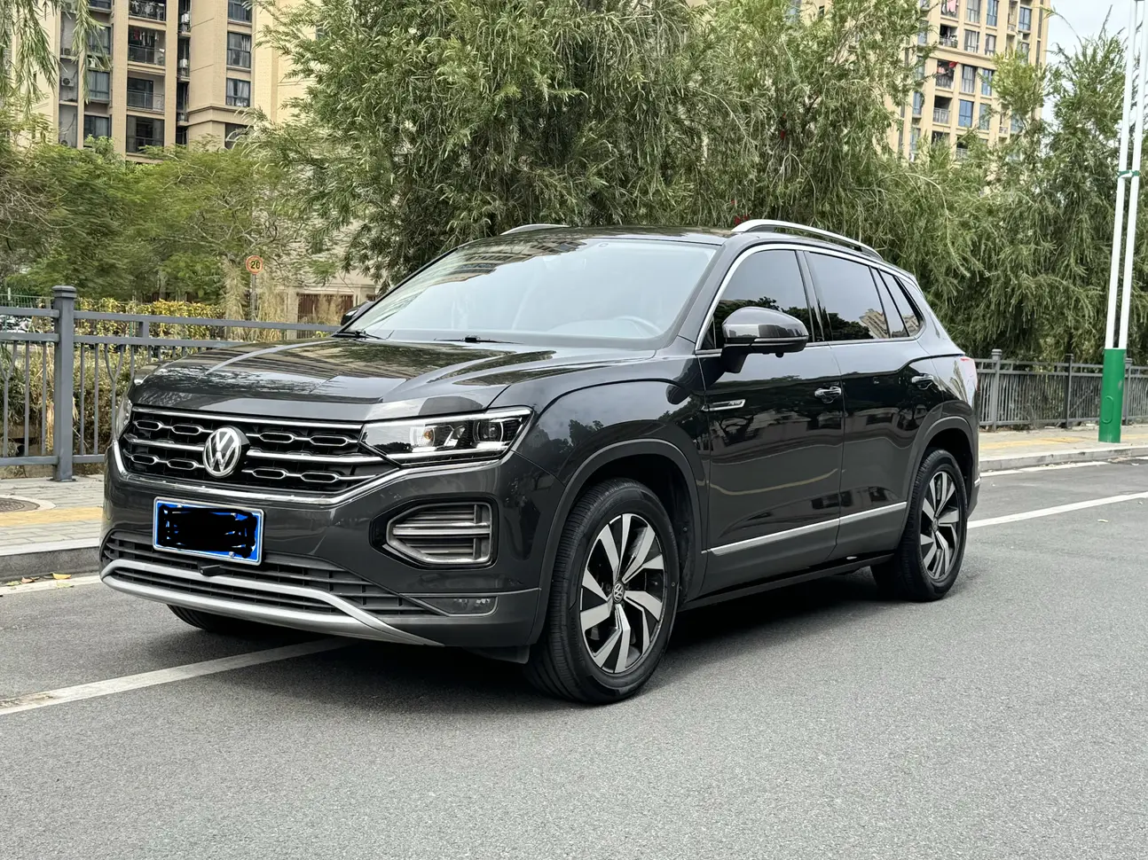 Volkswagen Tayron  из Китая