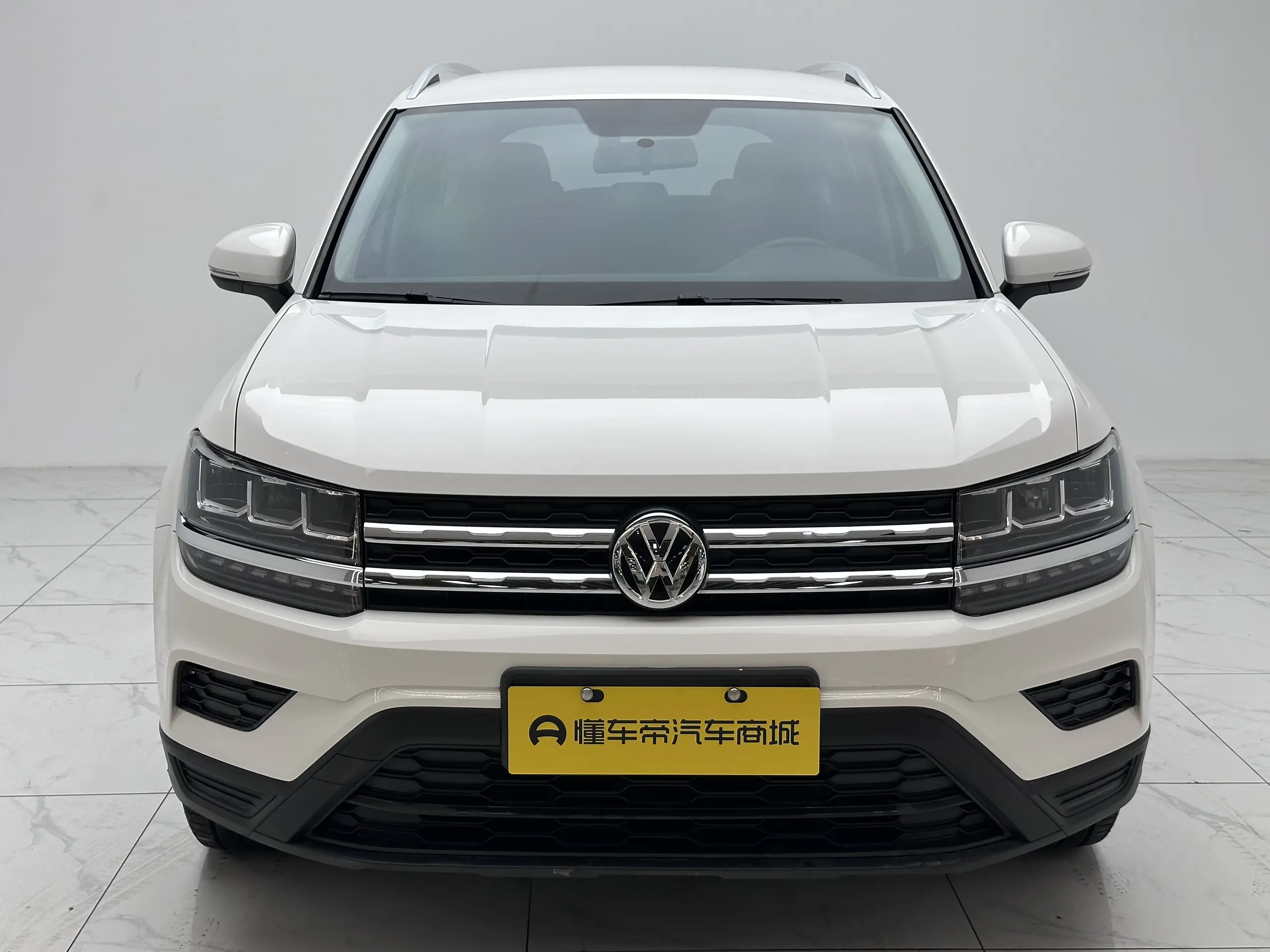 Volkswagen Tharu  из Китая