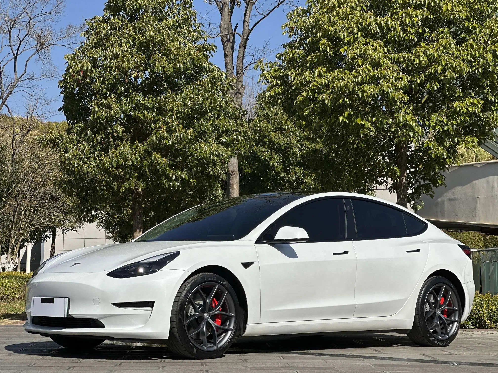 Tesla Model 3  из Китая