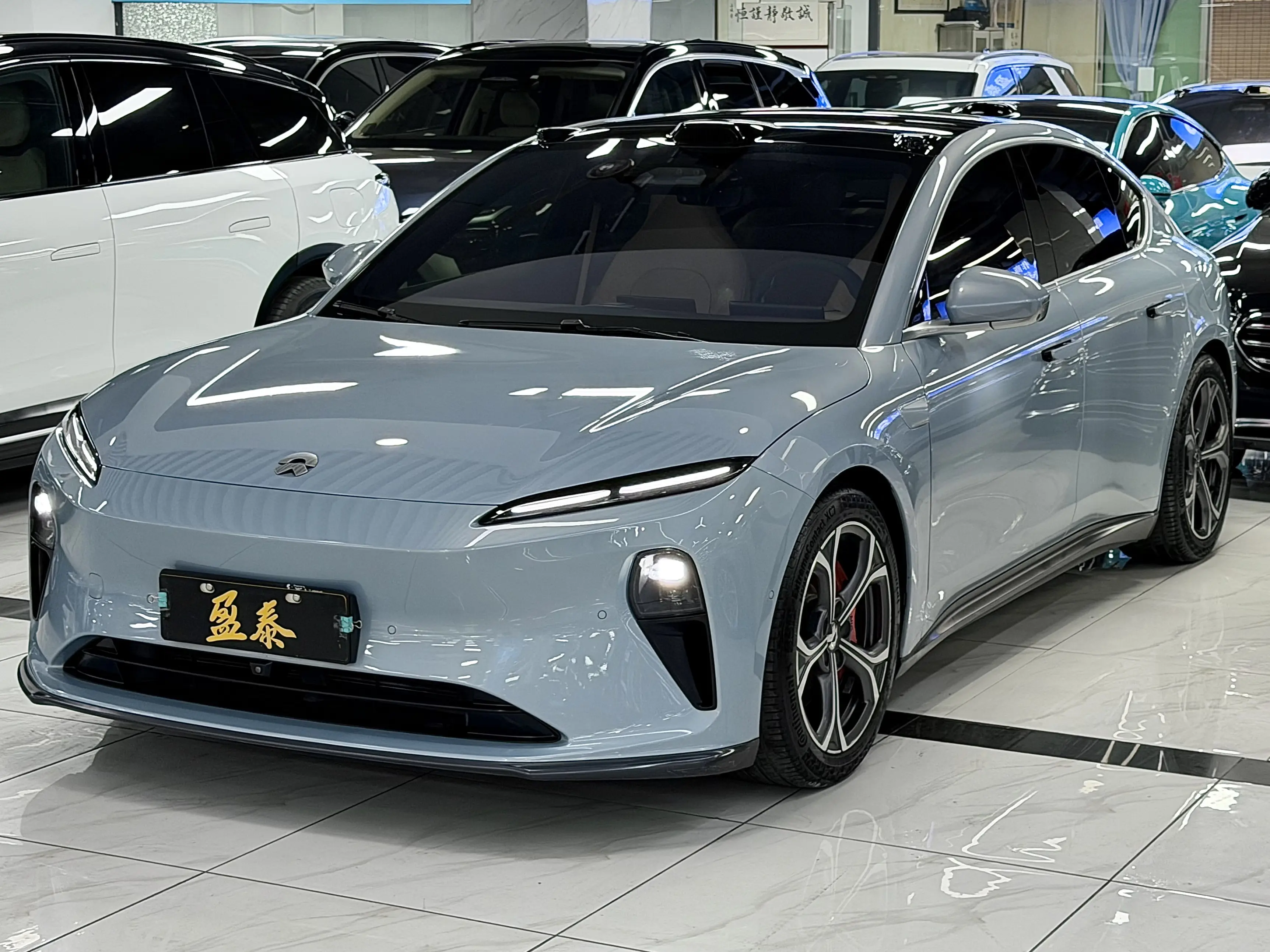 NIO ET5  из Китая