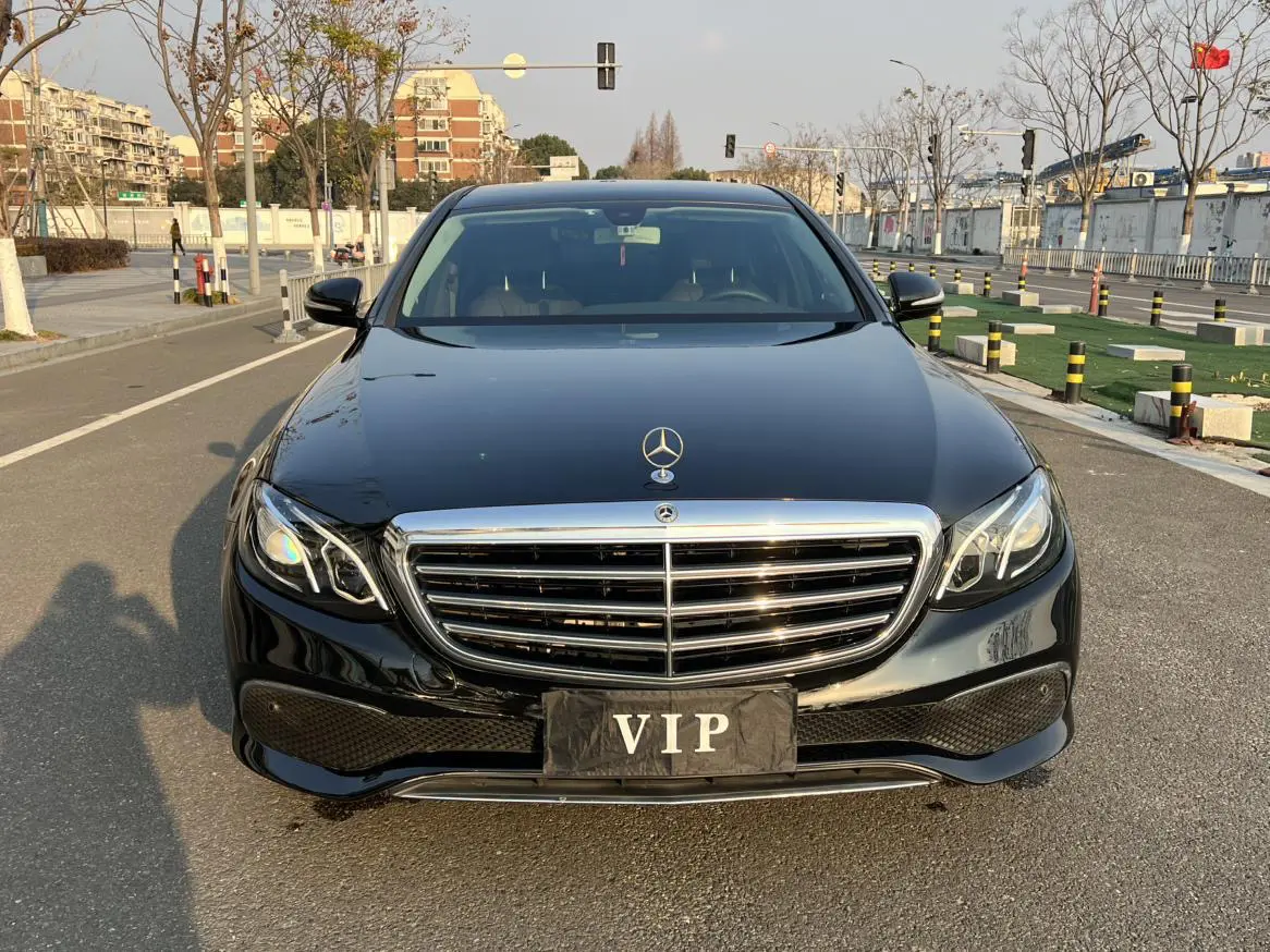 Mercedes-Benz E-Class  из Китая