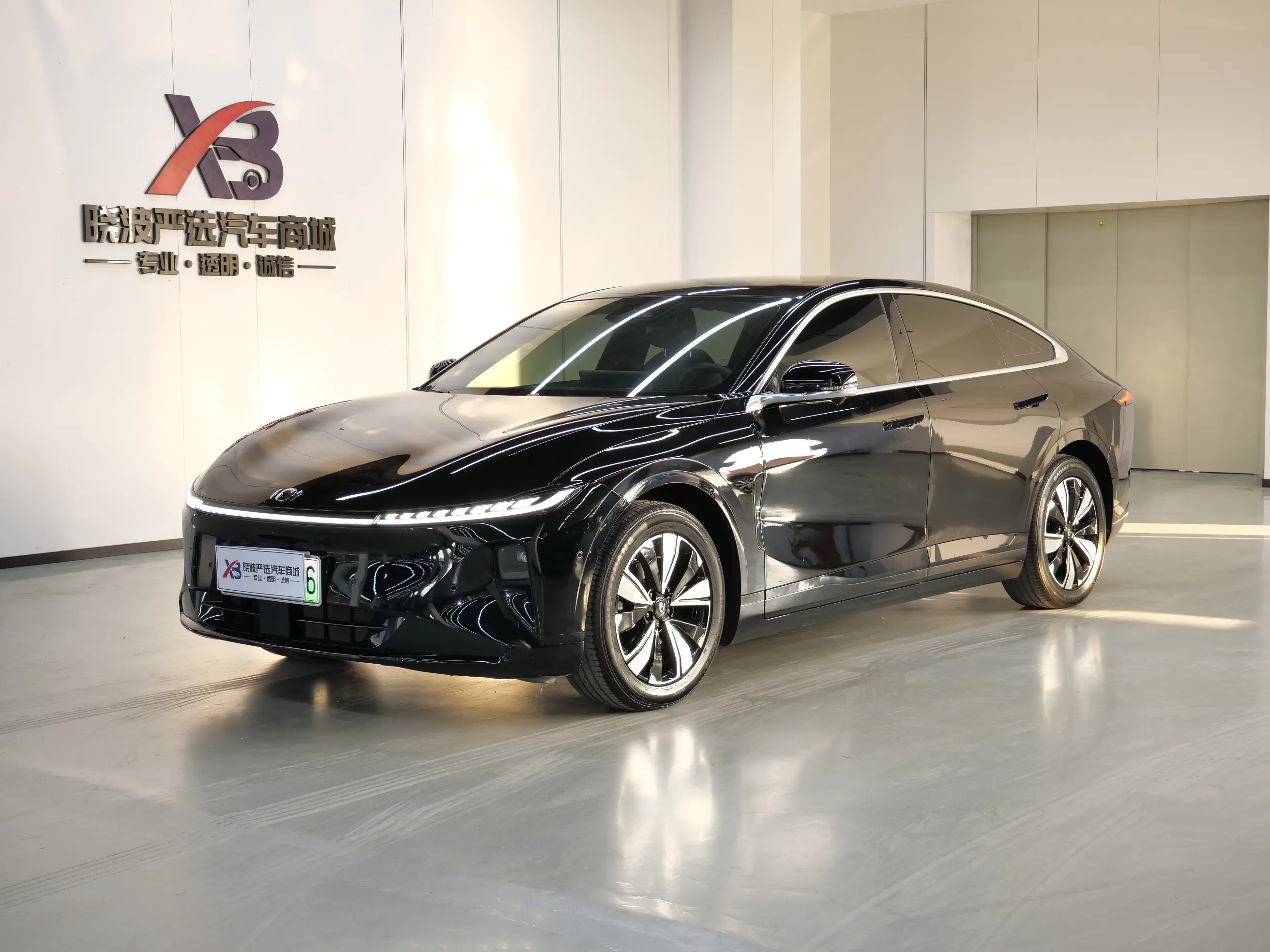 Changan Qiyuan A07  из Китая