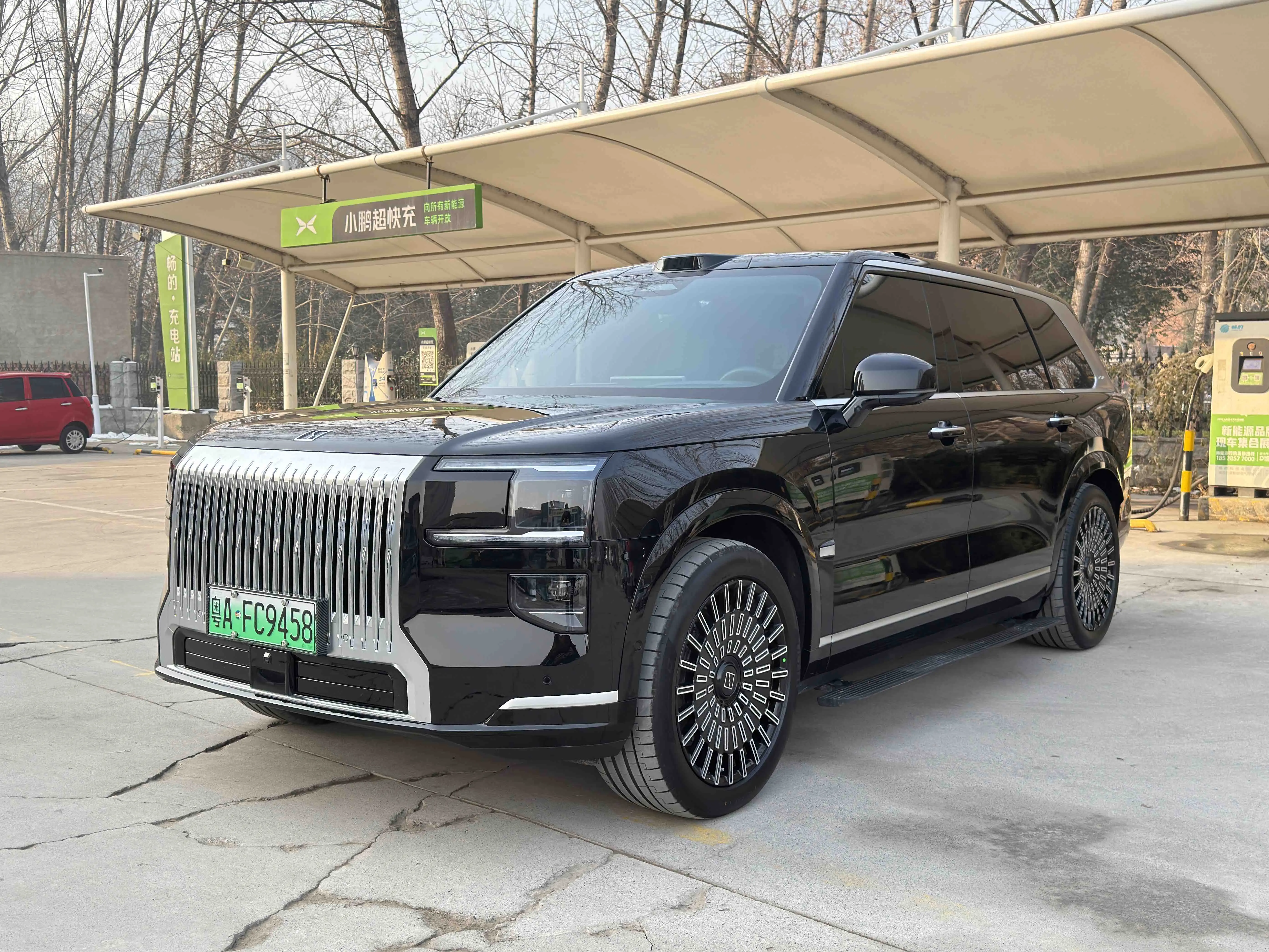 ZEEKR 9X  из Китая