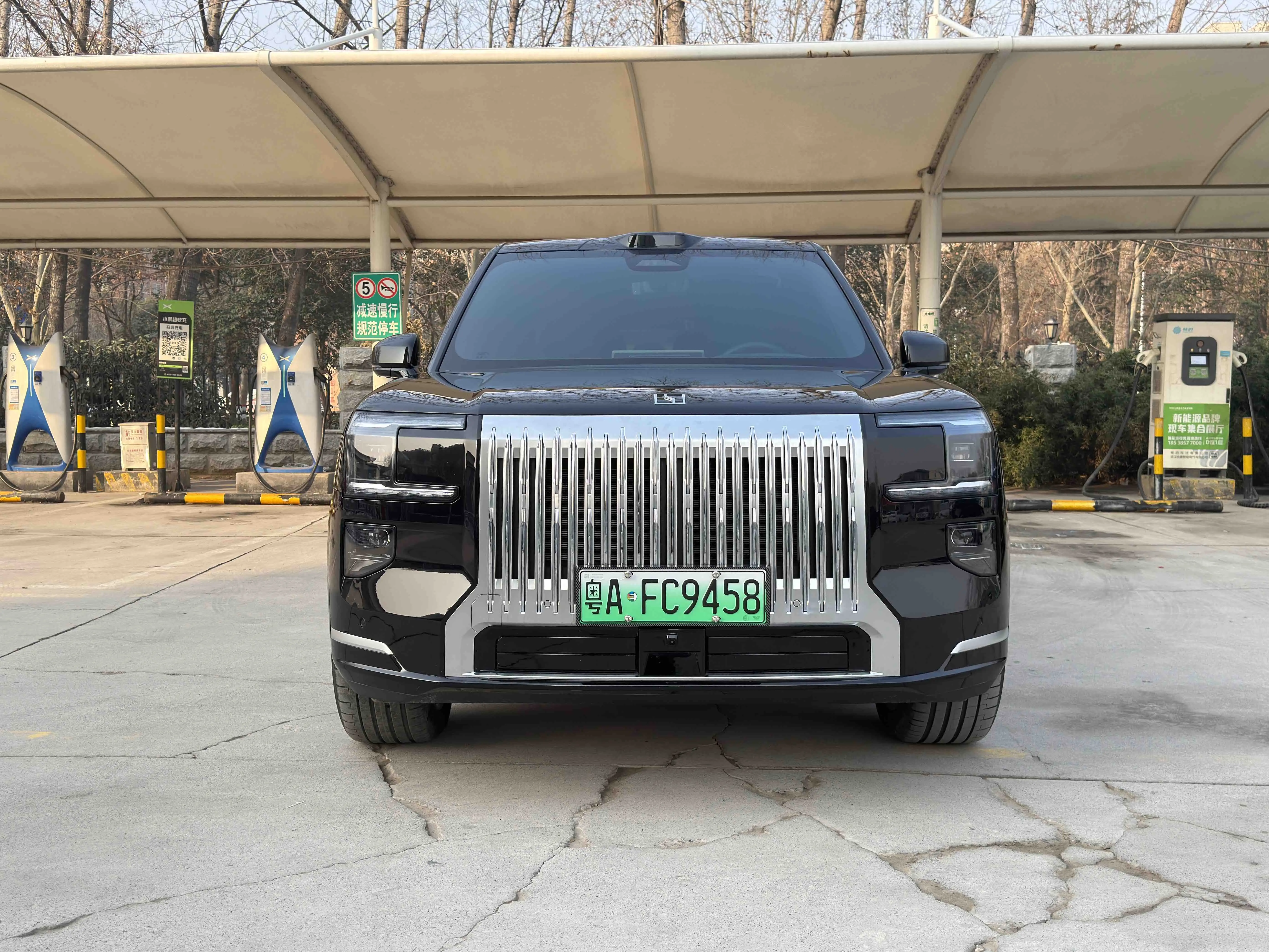 ZEEKR 9X  из Китая