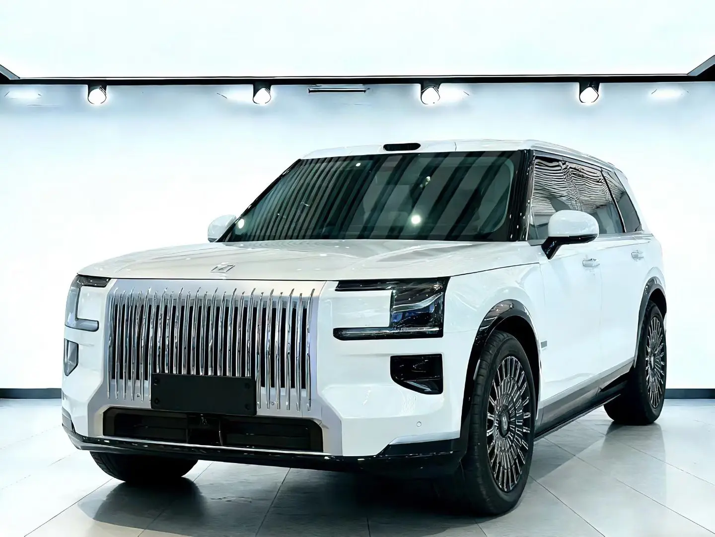 ZEEKR 9X  из Китая