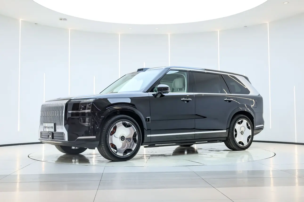 ZEEKR 9X  из Китая