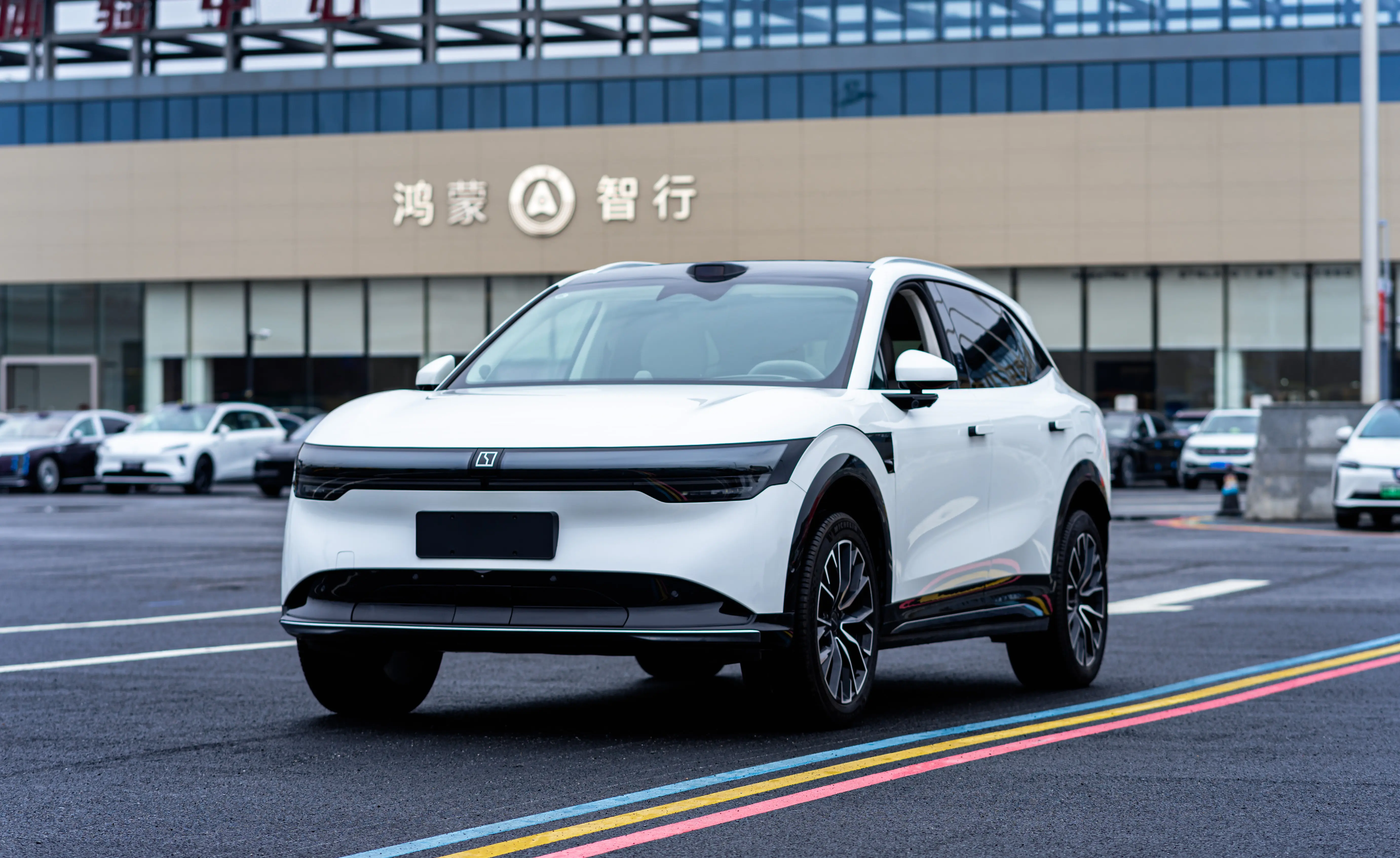 ZEEKR 7X  из Китая