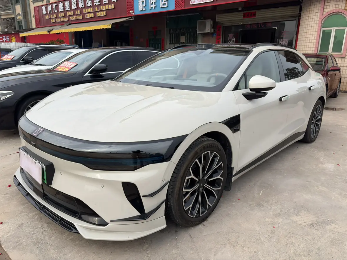 ZEEKR 7X  из Китая