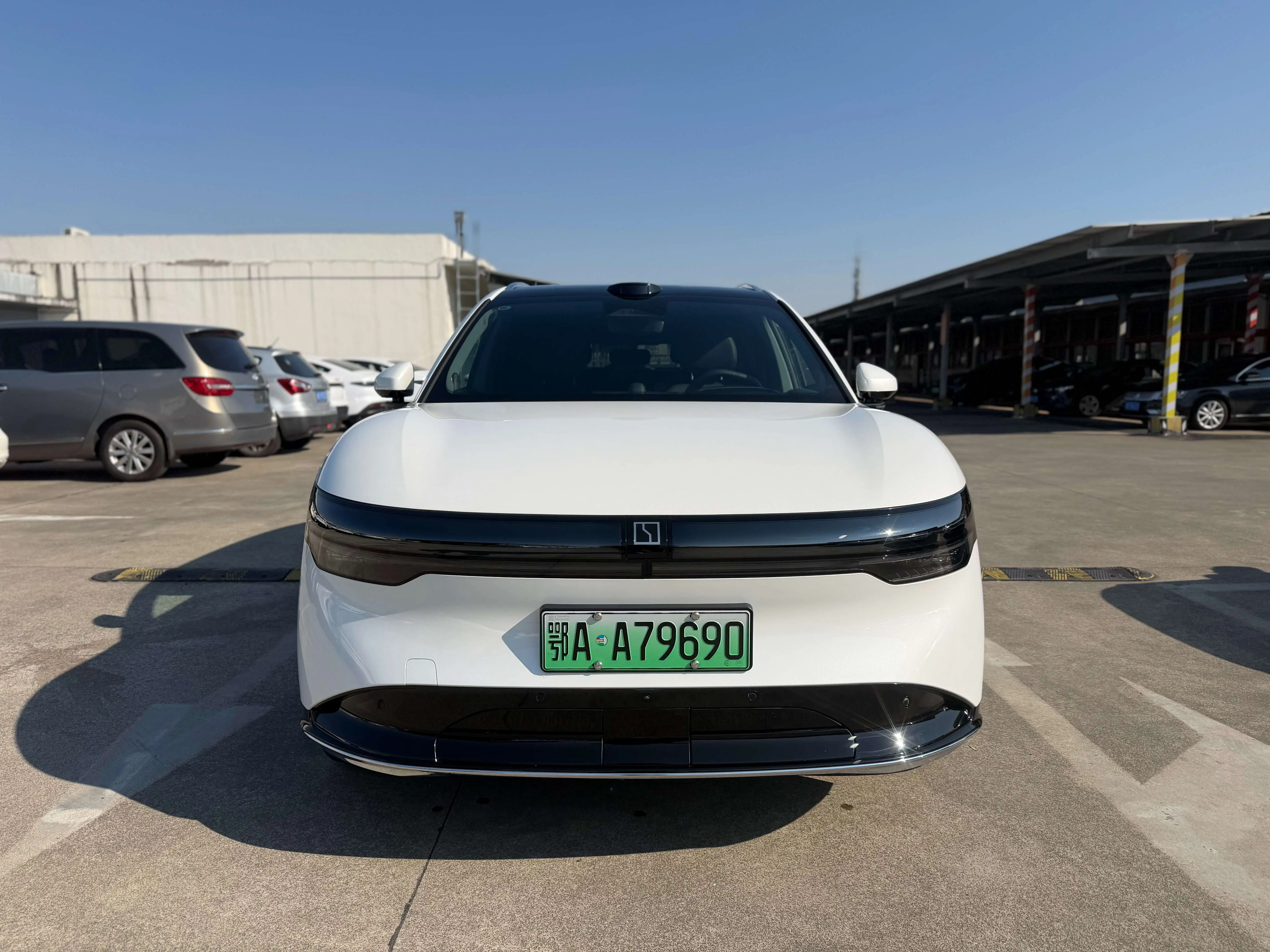 ZEEKR 7X  из Китая