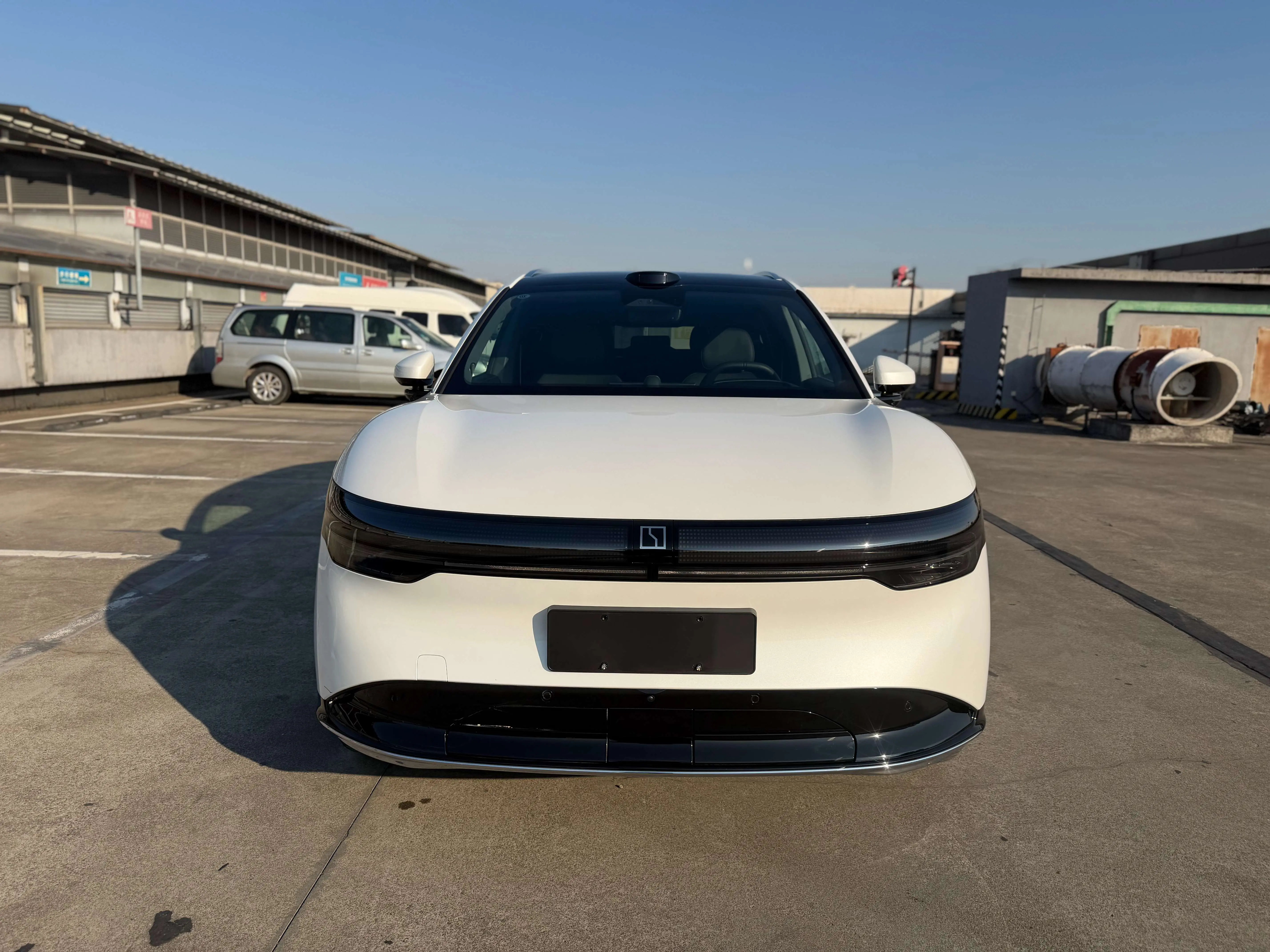 ZEEKR 7X  из Китая