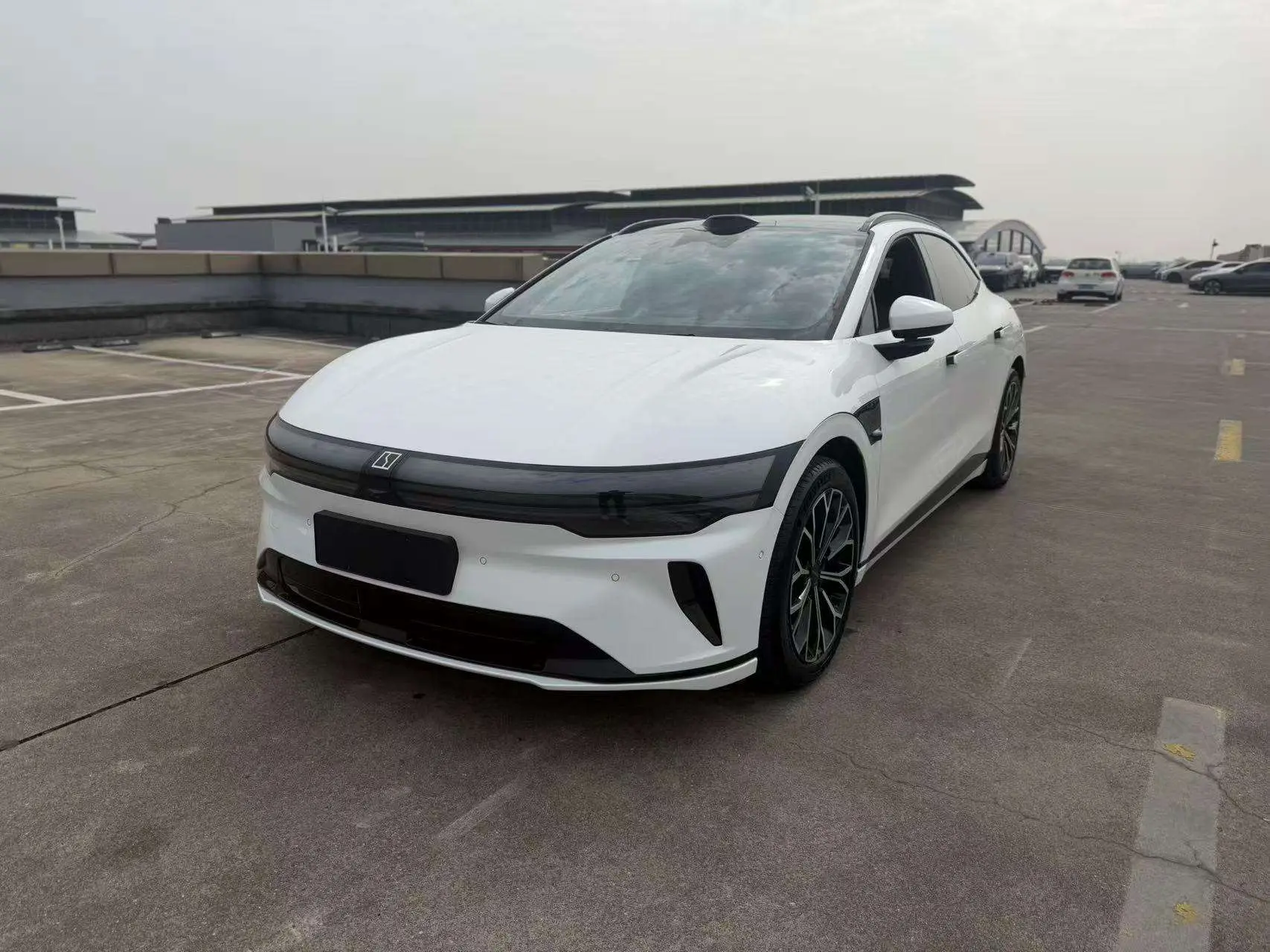 ZEEKR 007GT  из Китая