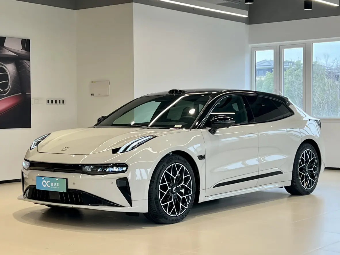 ZEEKR 001  из Китая