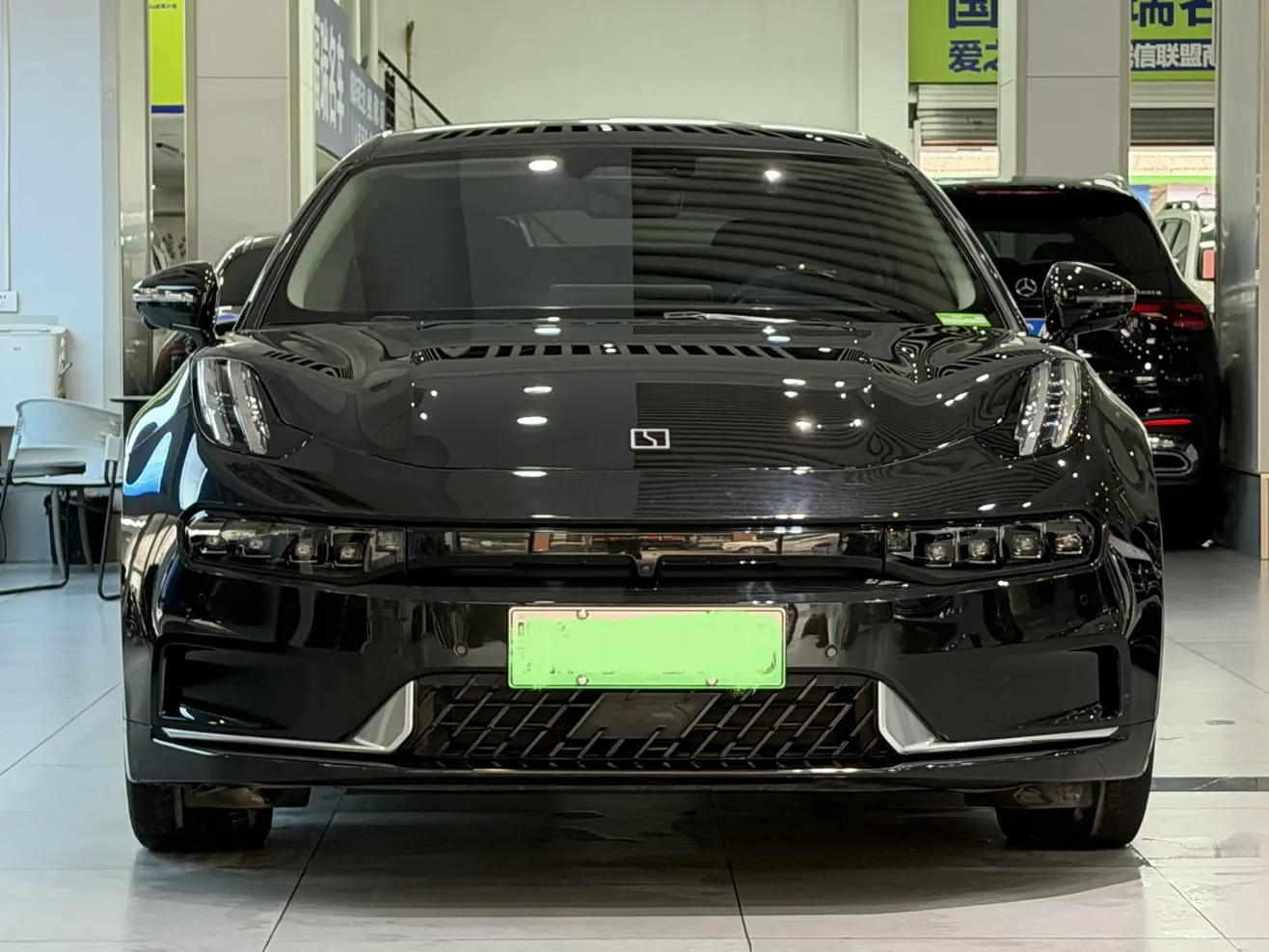 ZEEKR 001  из Китая