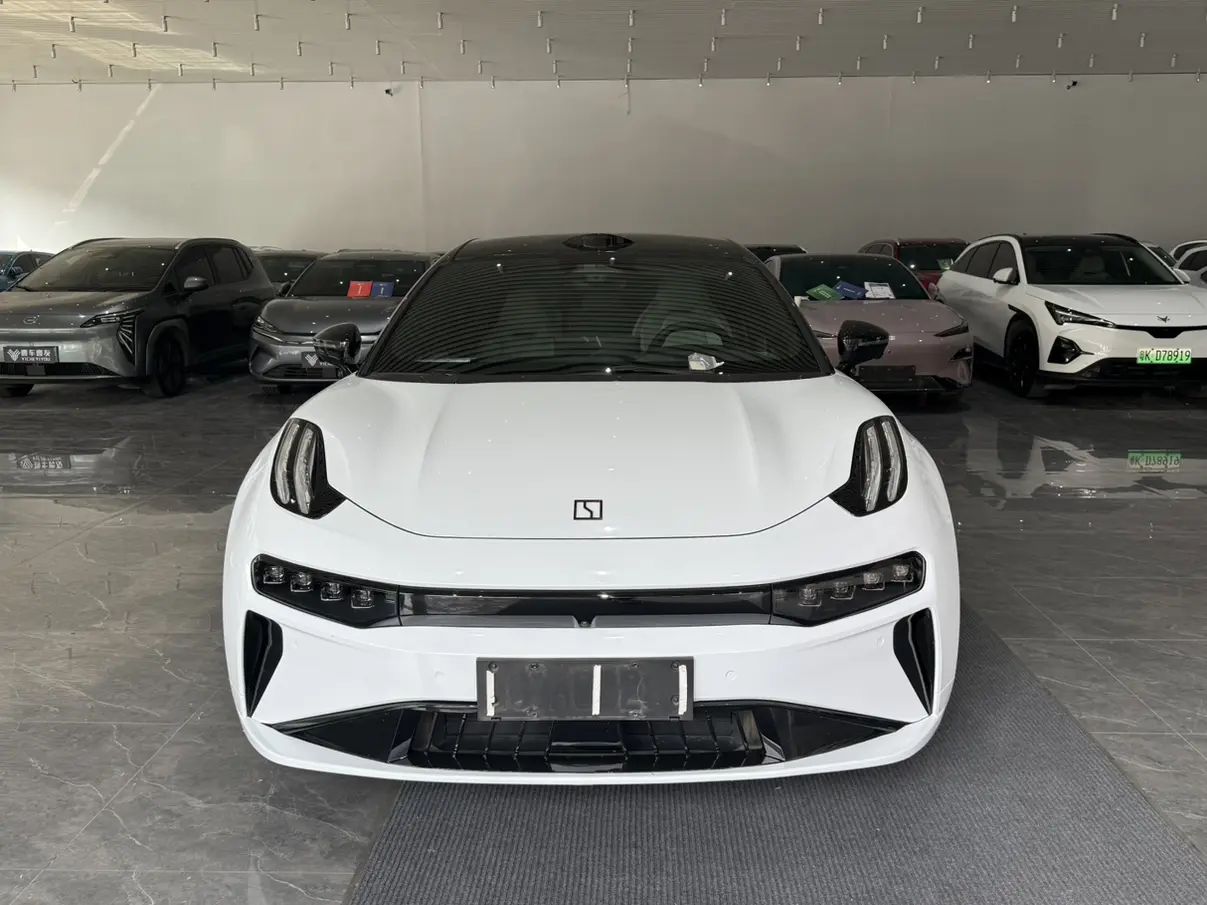 ZEEKR 001  из Китая