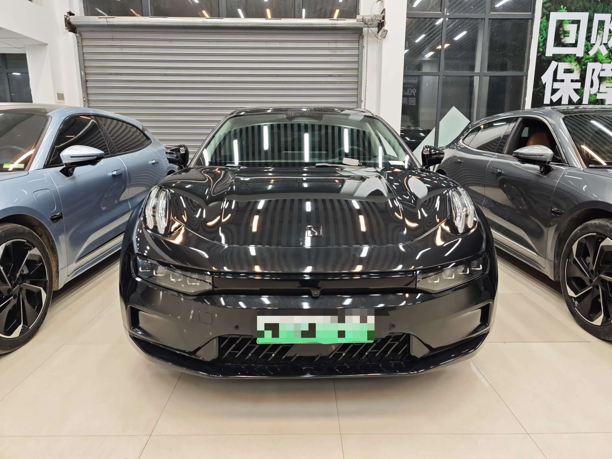 ZEEKR 001  из Китая