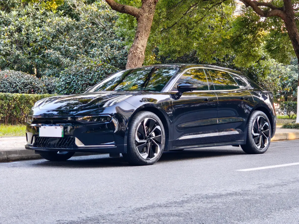 ZEEKR 001  из Китая