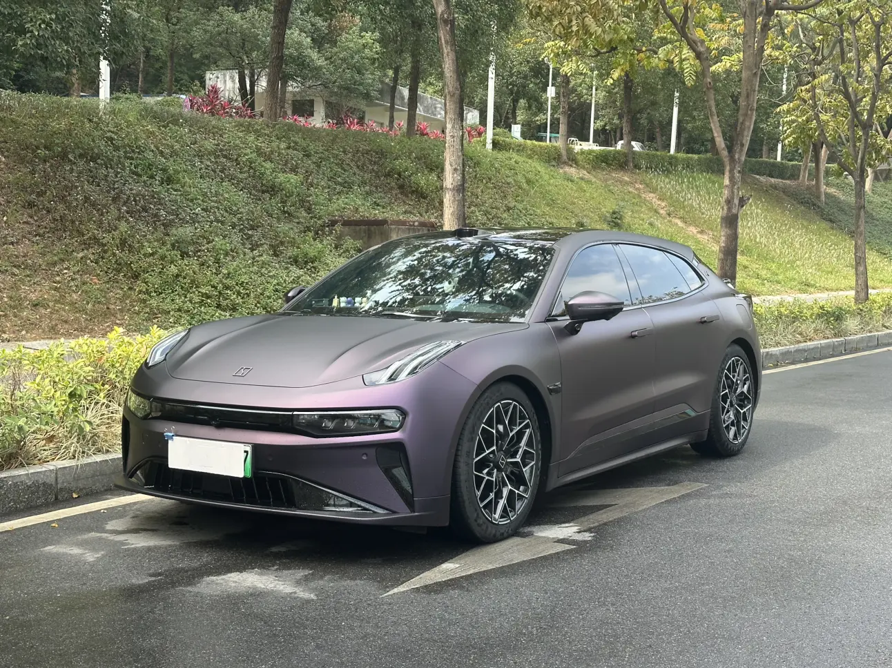 ZEEKR 001  из Китая