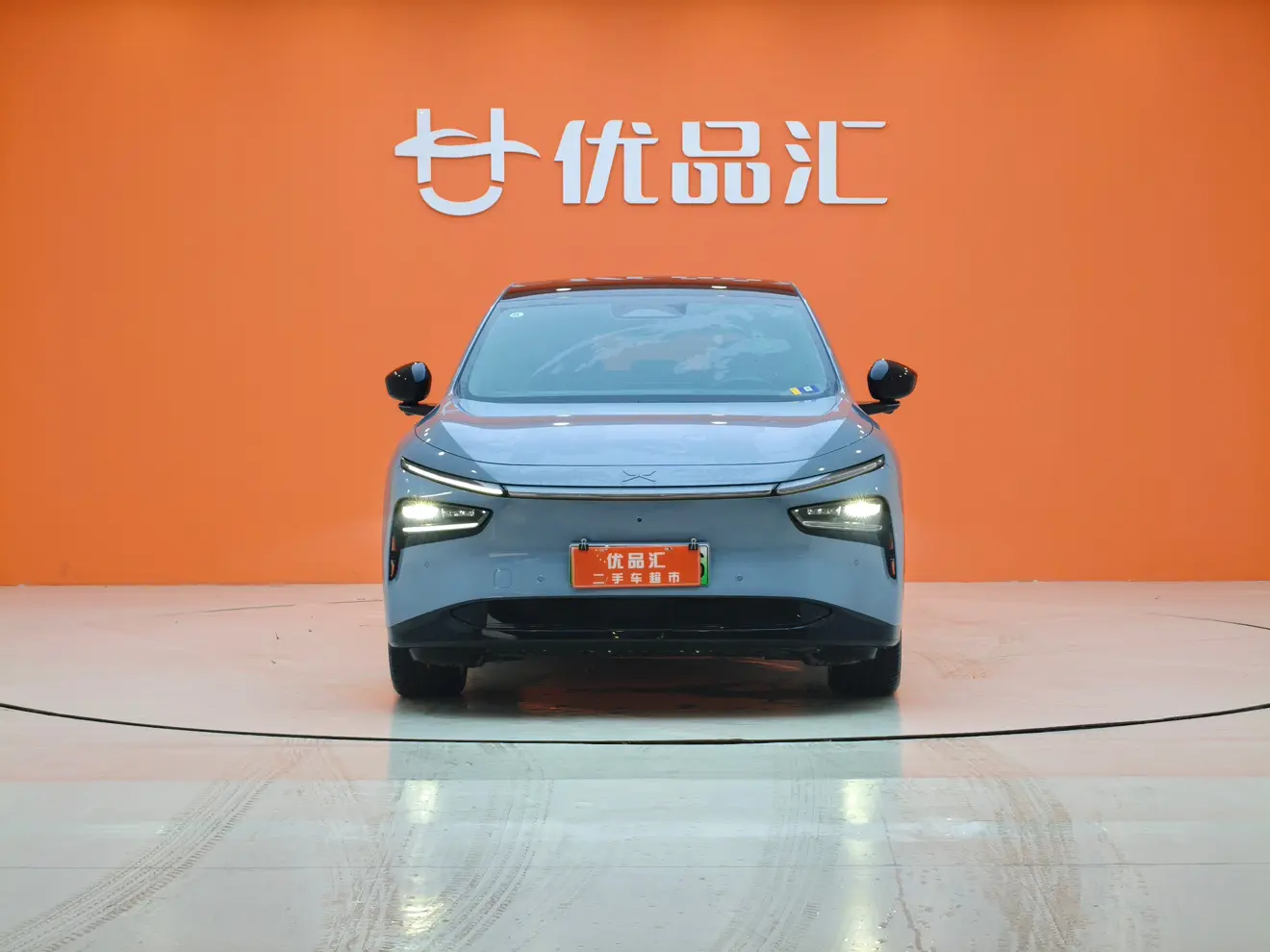 Xpeng G7  из Китая