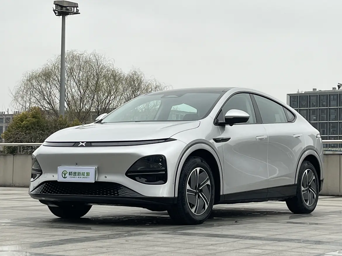 Xpeng G6  из Китая