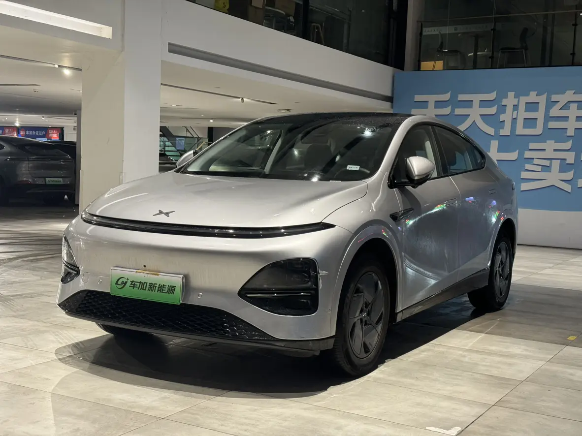 Xpeng G6  из Китая