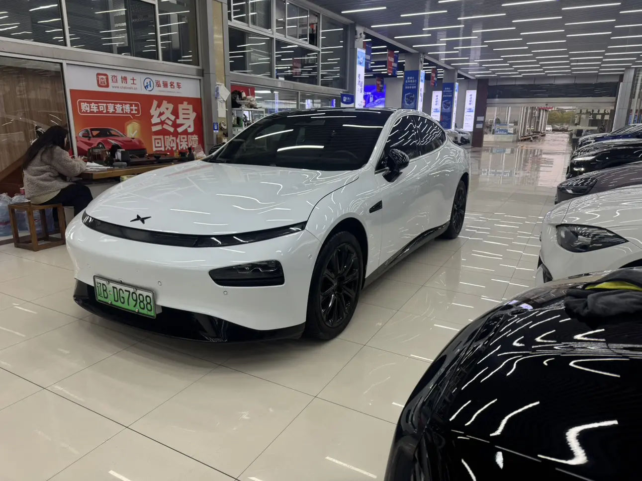 Xpeng P7  из Китая