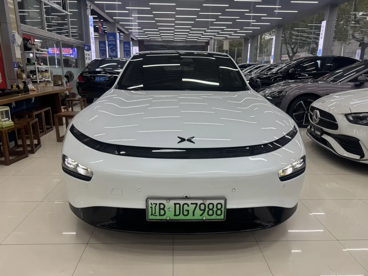 Xpeng P7  из Китая