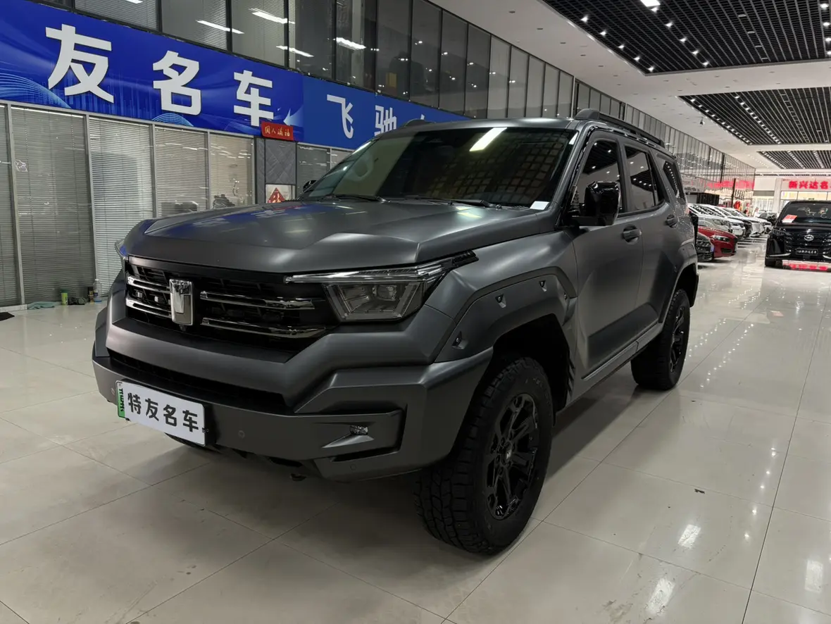 Tank 400 Hi4-T  из Китая