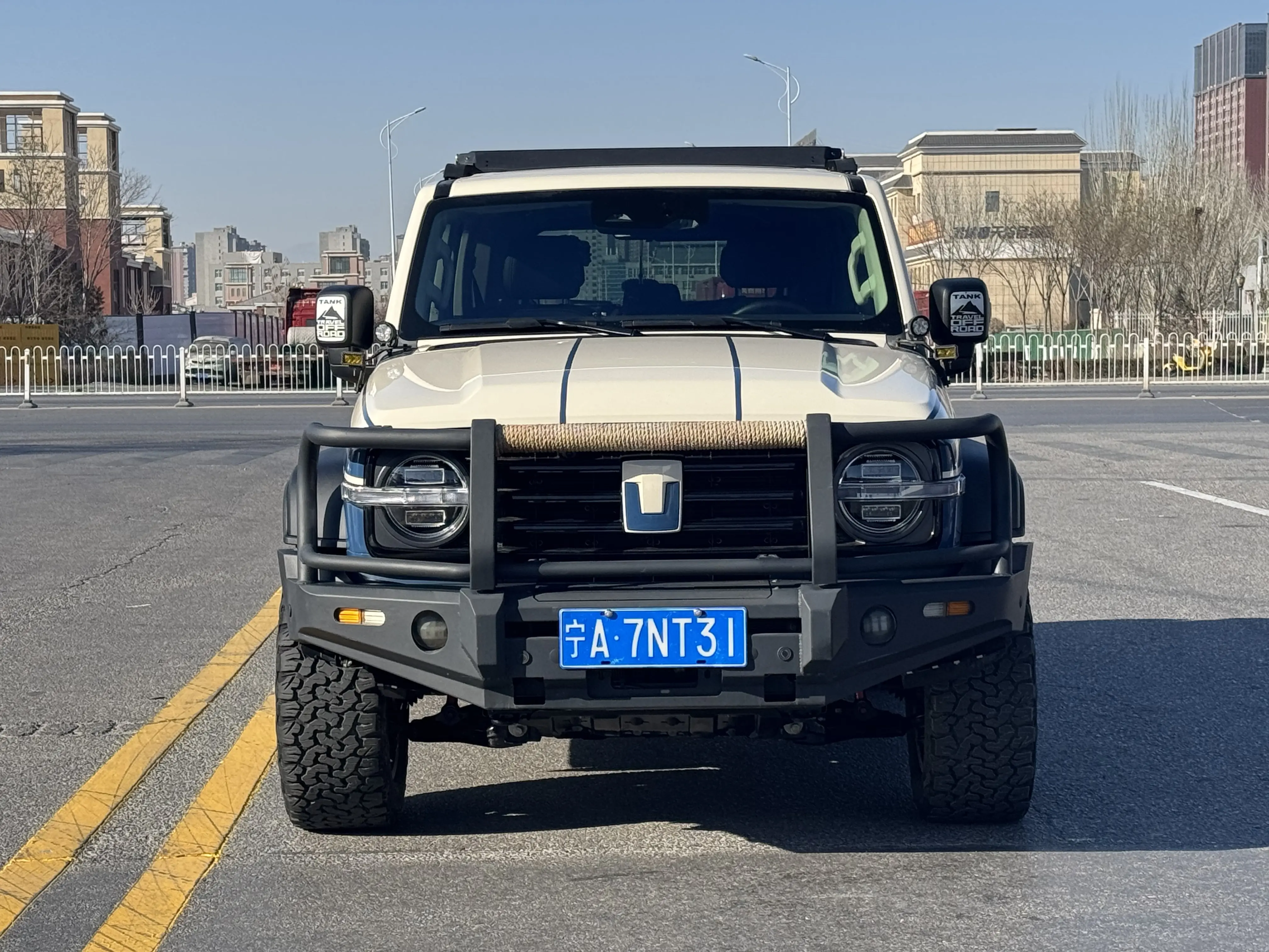 Tank 300  из Китая